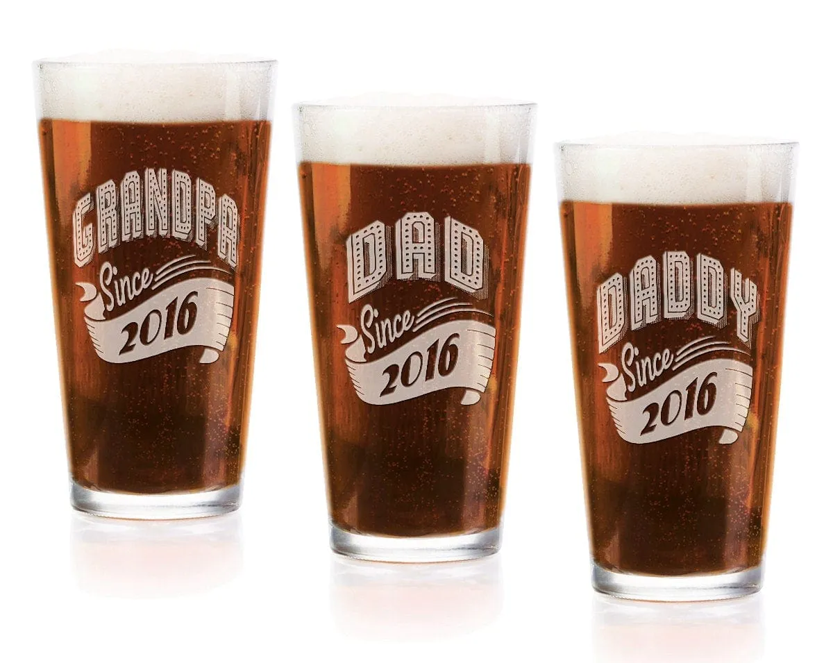 Personalized 16Oz Grandpa Papa Since 2020 Pub Glass Gift From Daughter Son Kids Baby Gift for Birthday Christmas Fathers Day New Dad To Be