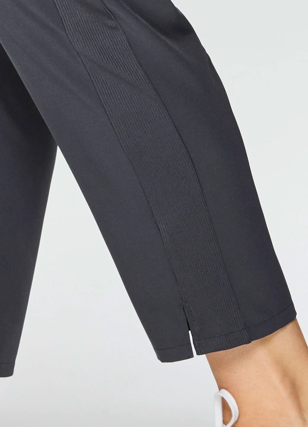 Plus Everyday Ribbed Ankle Pant