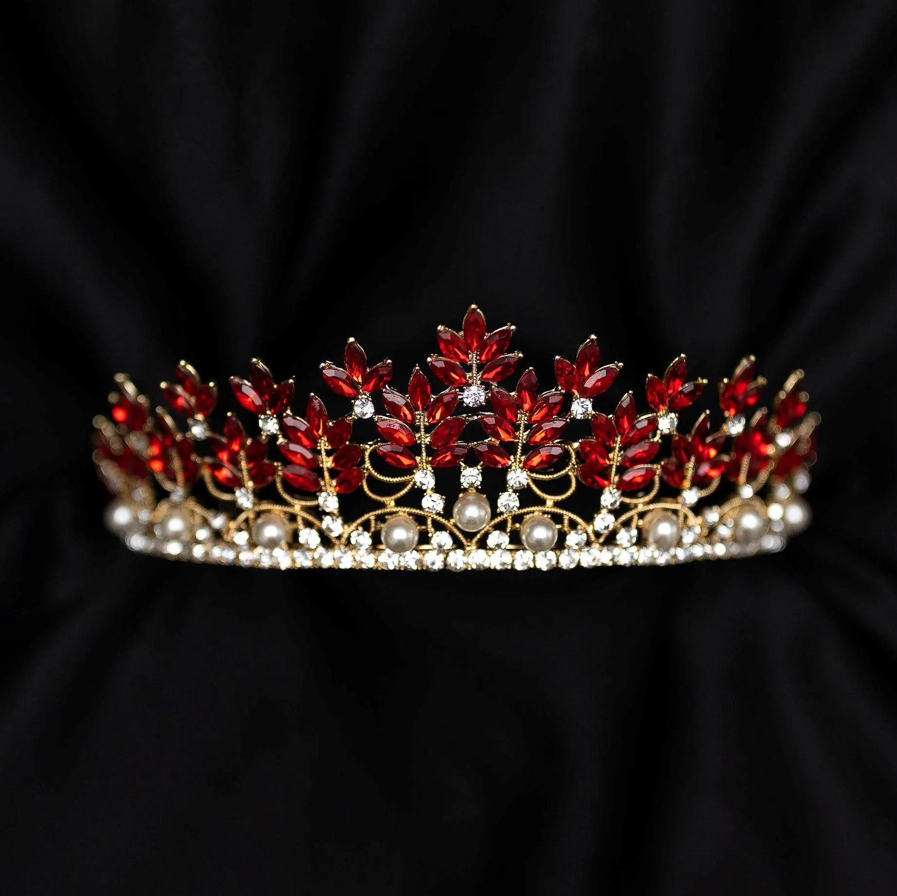 Sandy’s Tiara in Red