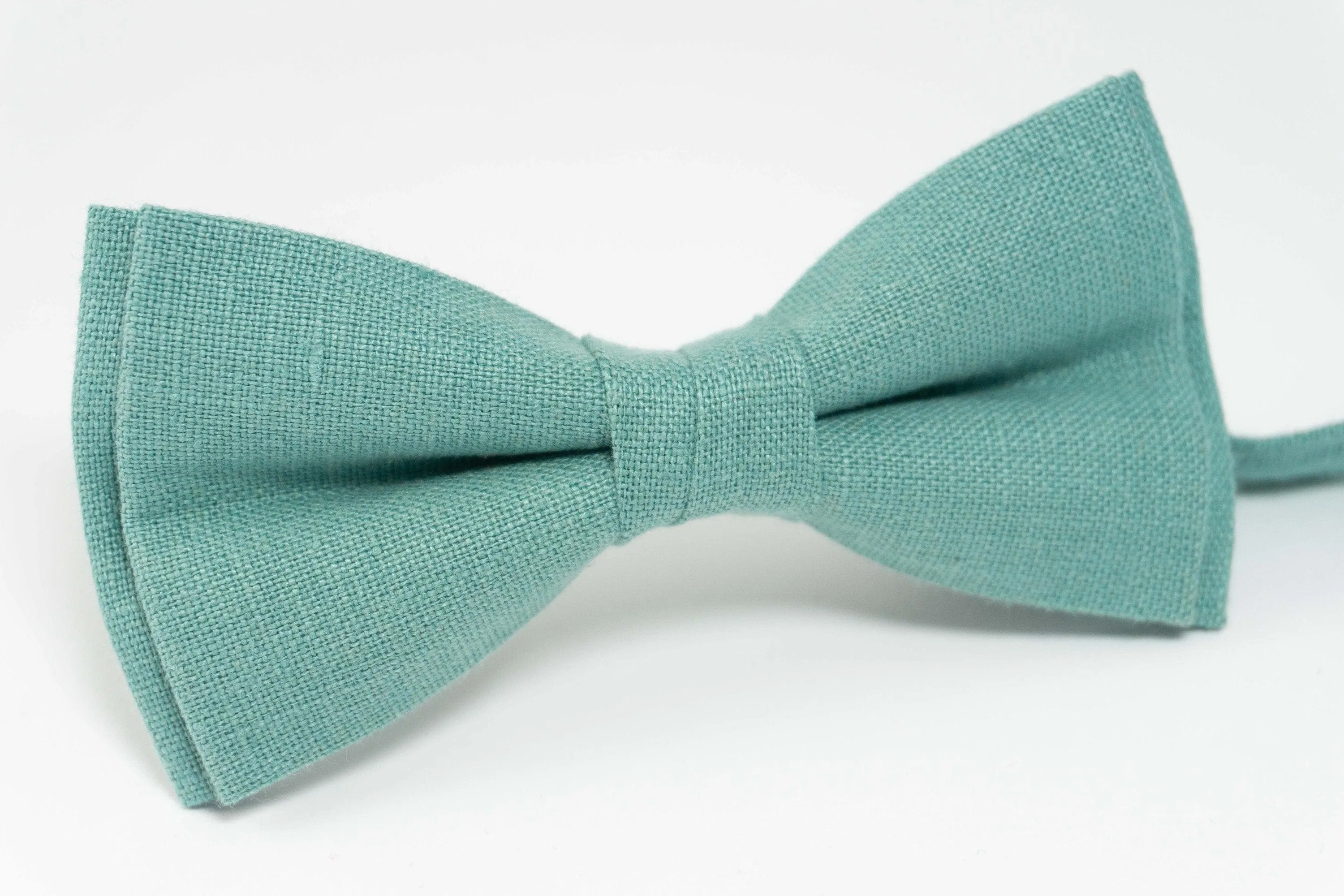 Sea green bow tie for weddings | Sea green bow tie or necktie for boys or adults ! 100% linen bow ties