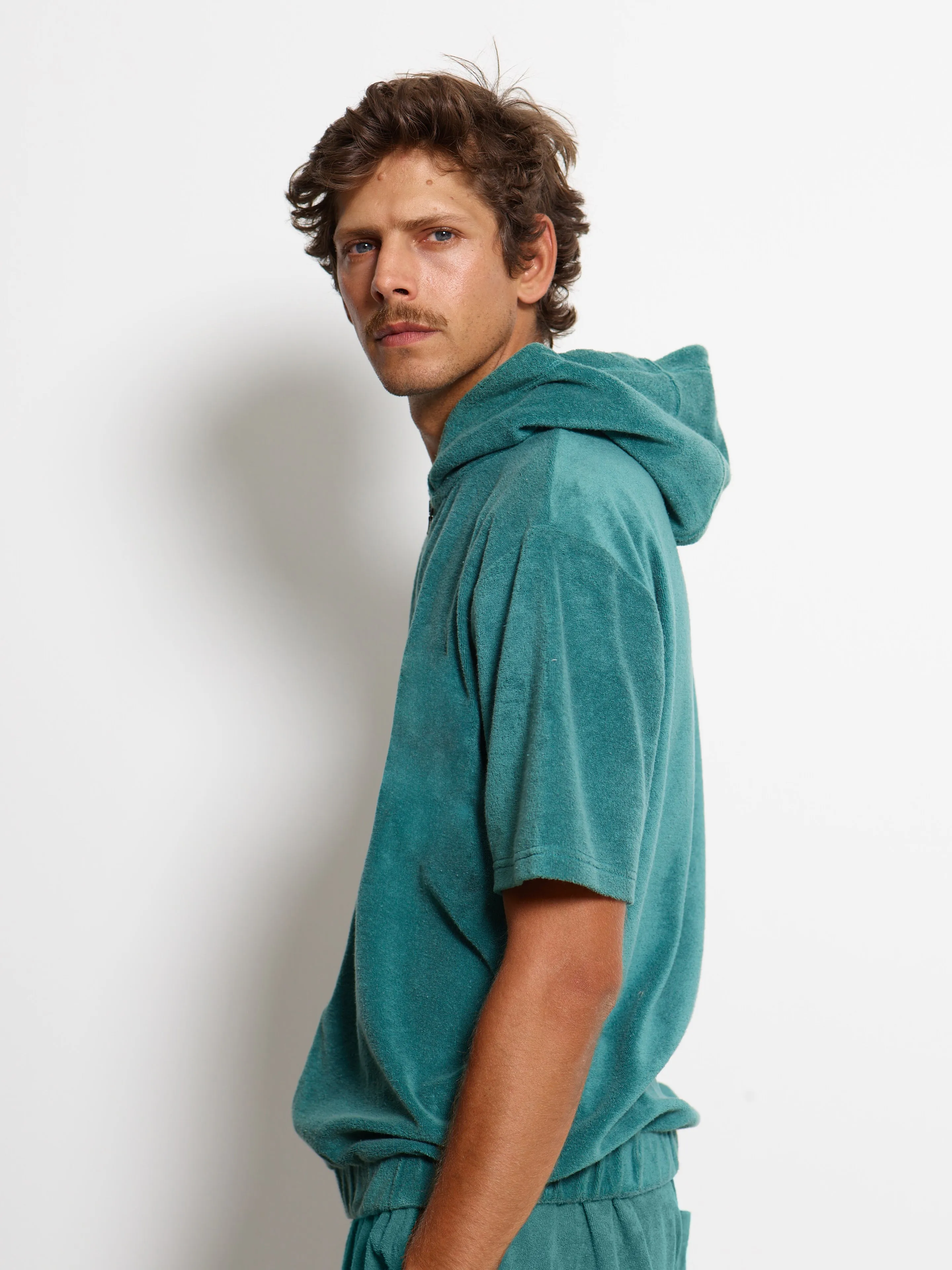 SHORT SLEEVE HOODIE EMERALD