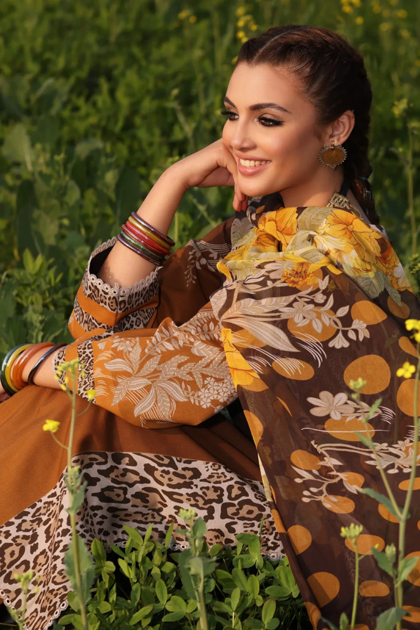 Signature Prints By Charizma Unstitched 3 Piece Spring Summer Lawn Vol-01 Collection'2024-SP-09