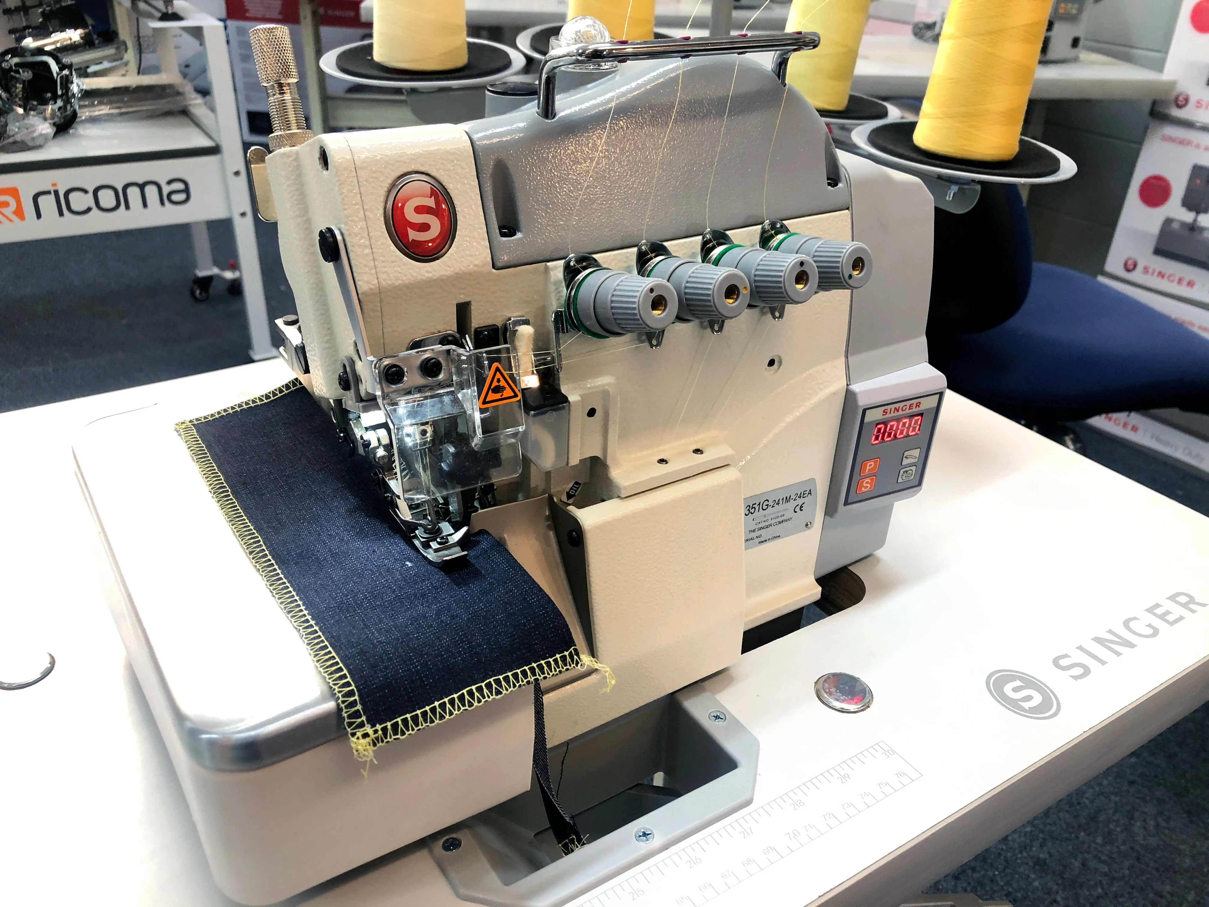 Singer Direct Drive 4 Thread Overlocker