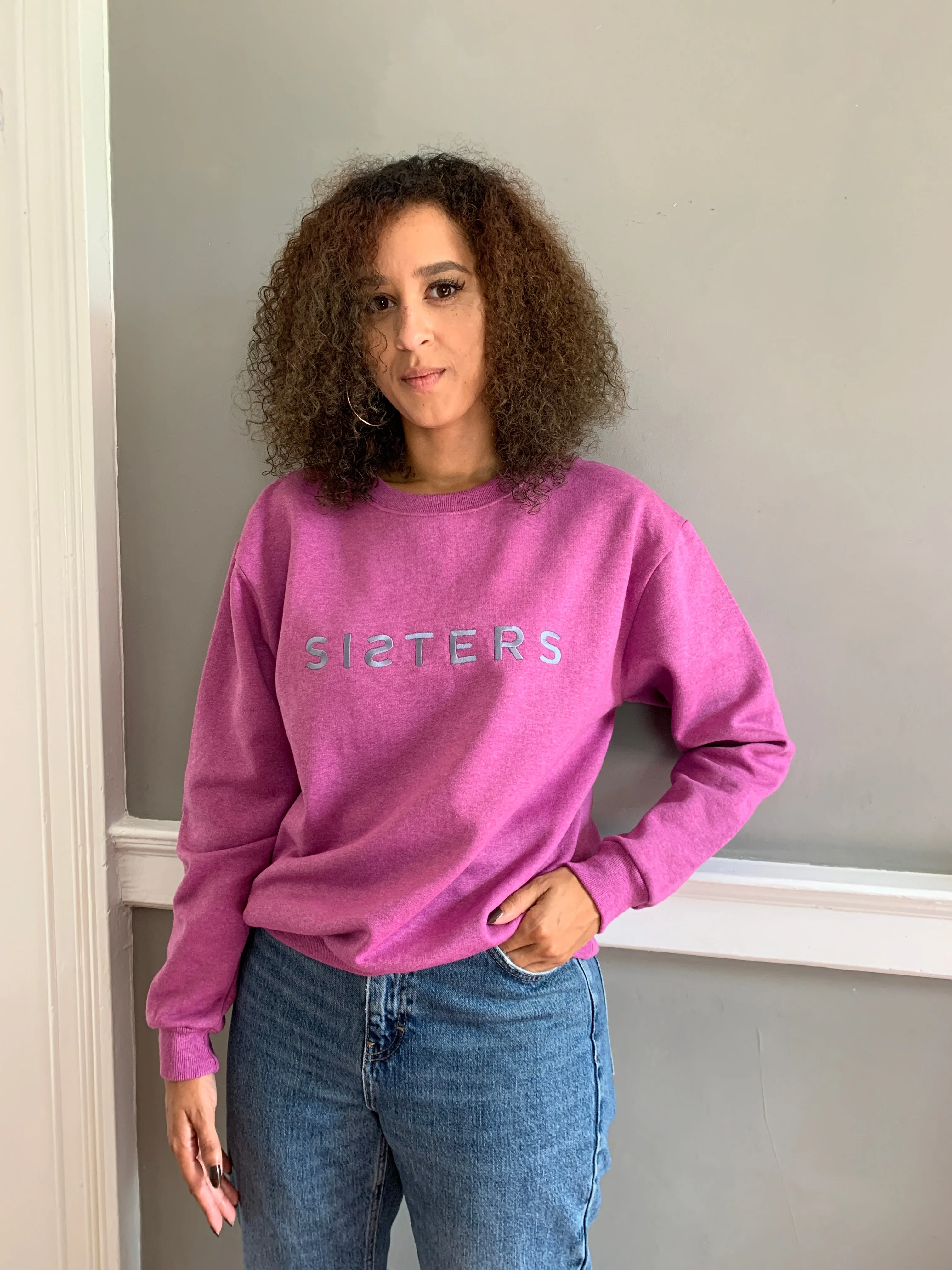 SISTERS embroidered sweatshirts Small/Medium