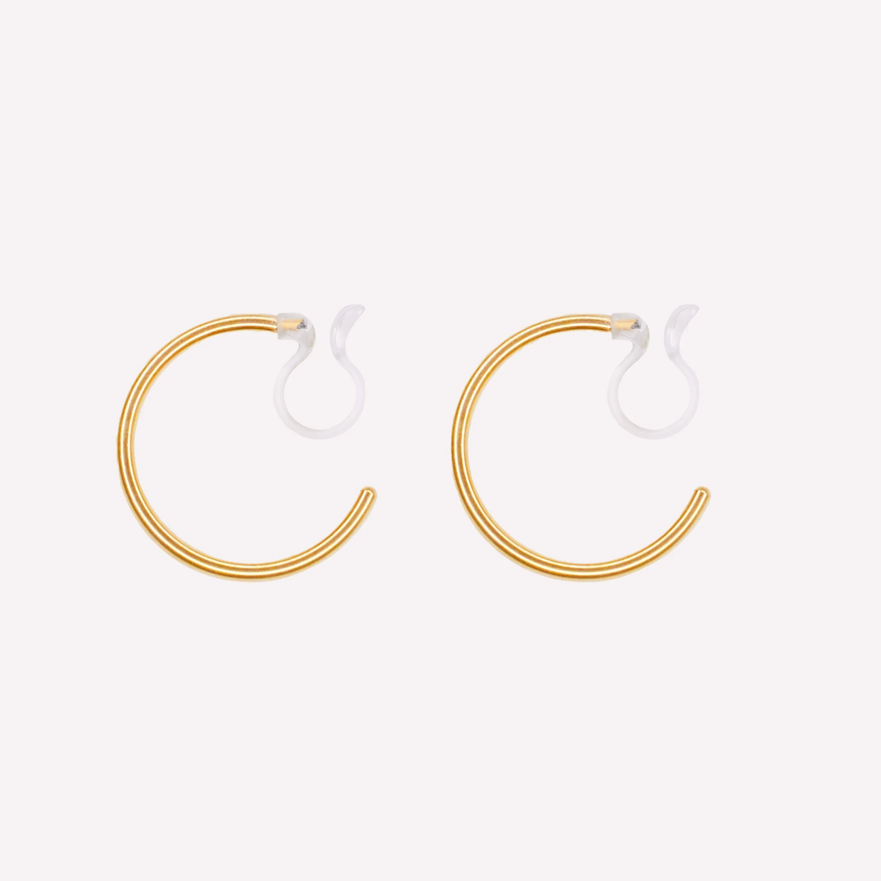 SMALL HOOP CLIP-ON EARRINGS IN GOLD