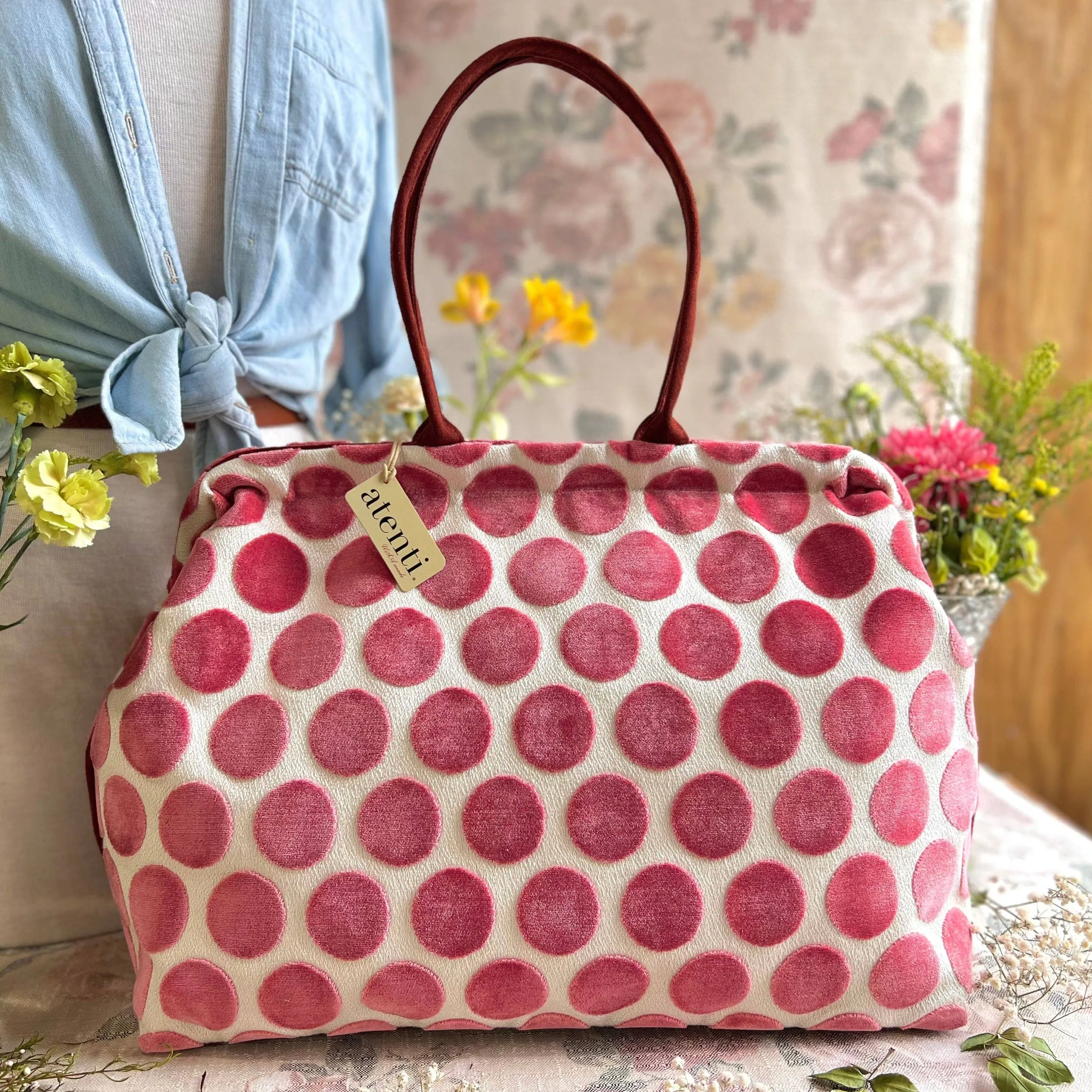 Spot on Rose Pioneer Doctor Bag