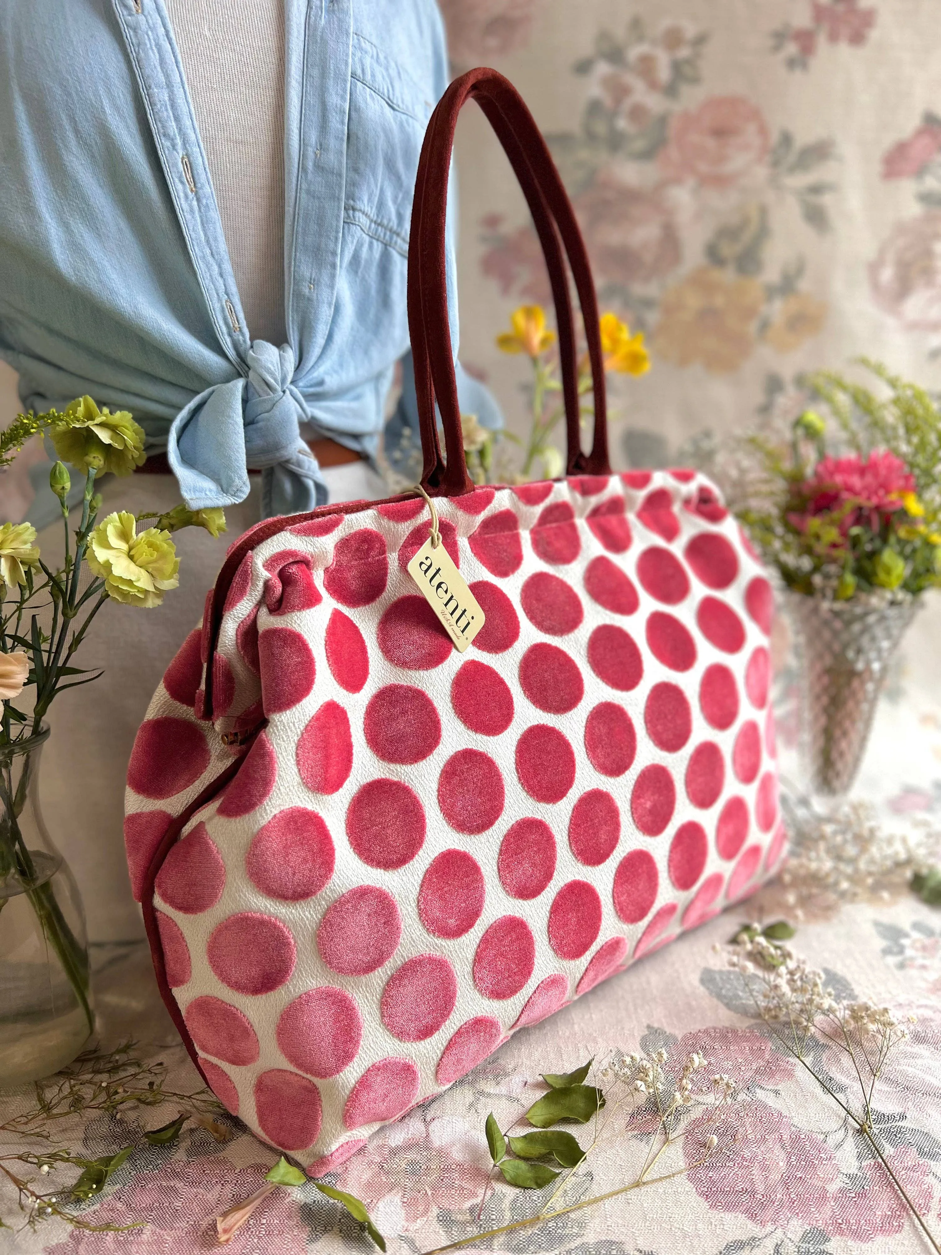 Spot on Rose Pioneer Doctor Bag