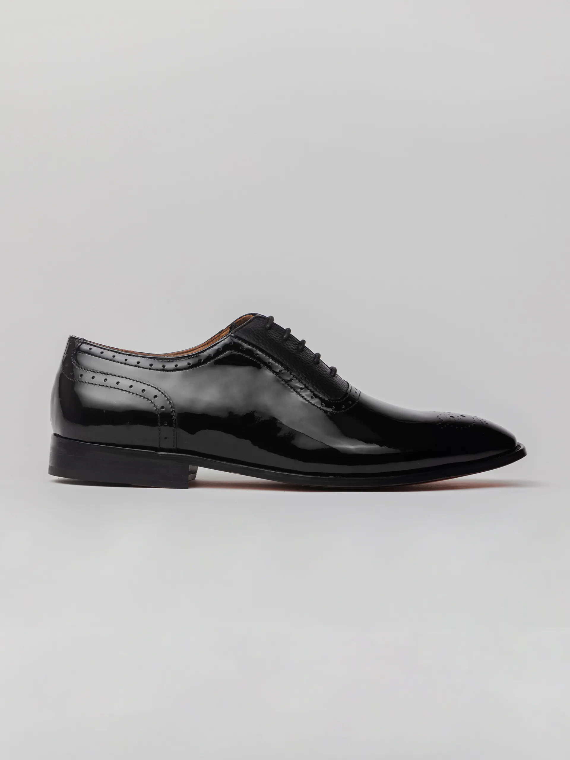 Suave Oxford -Patent Black