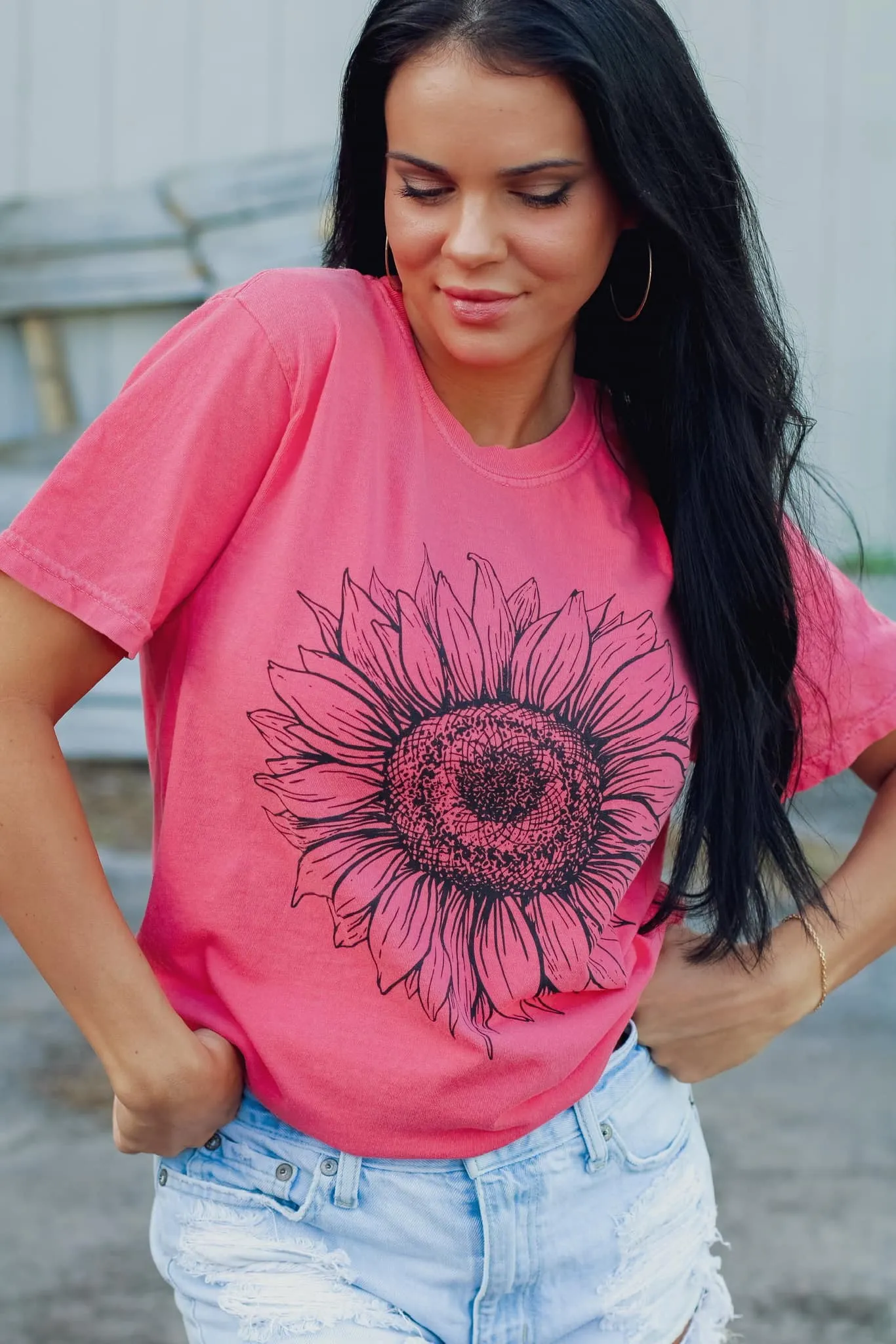 Sunflower Outline Tees (Choose Your Color)