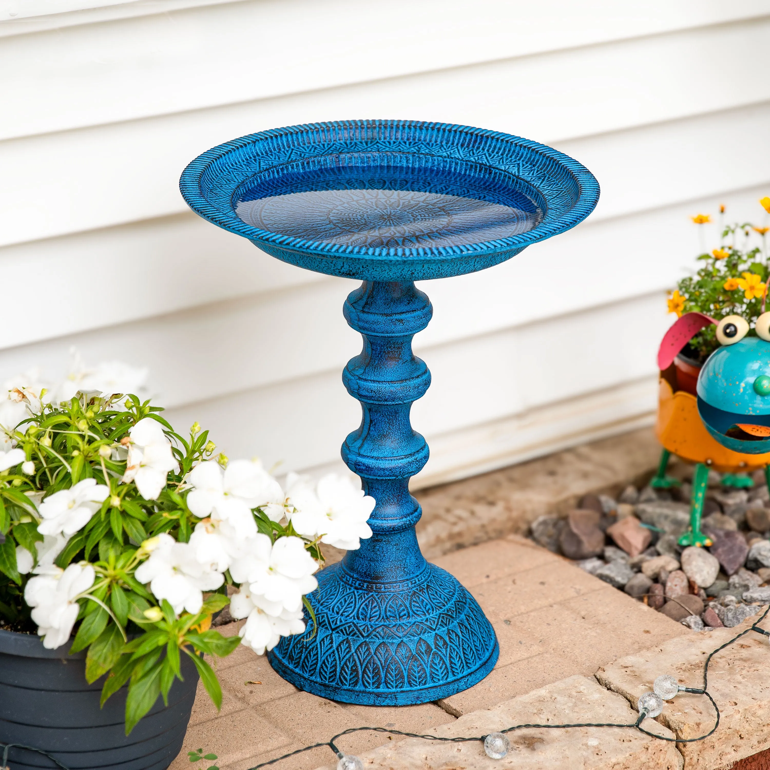 Sunnydaze Backyard Beauty Metal Bird Bath - 14.5"