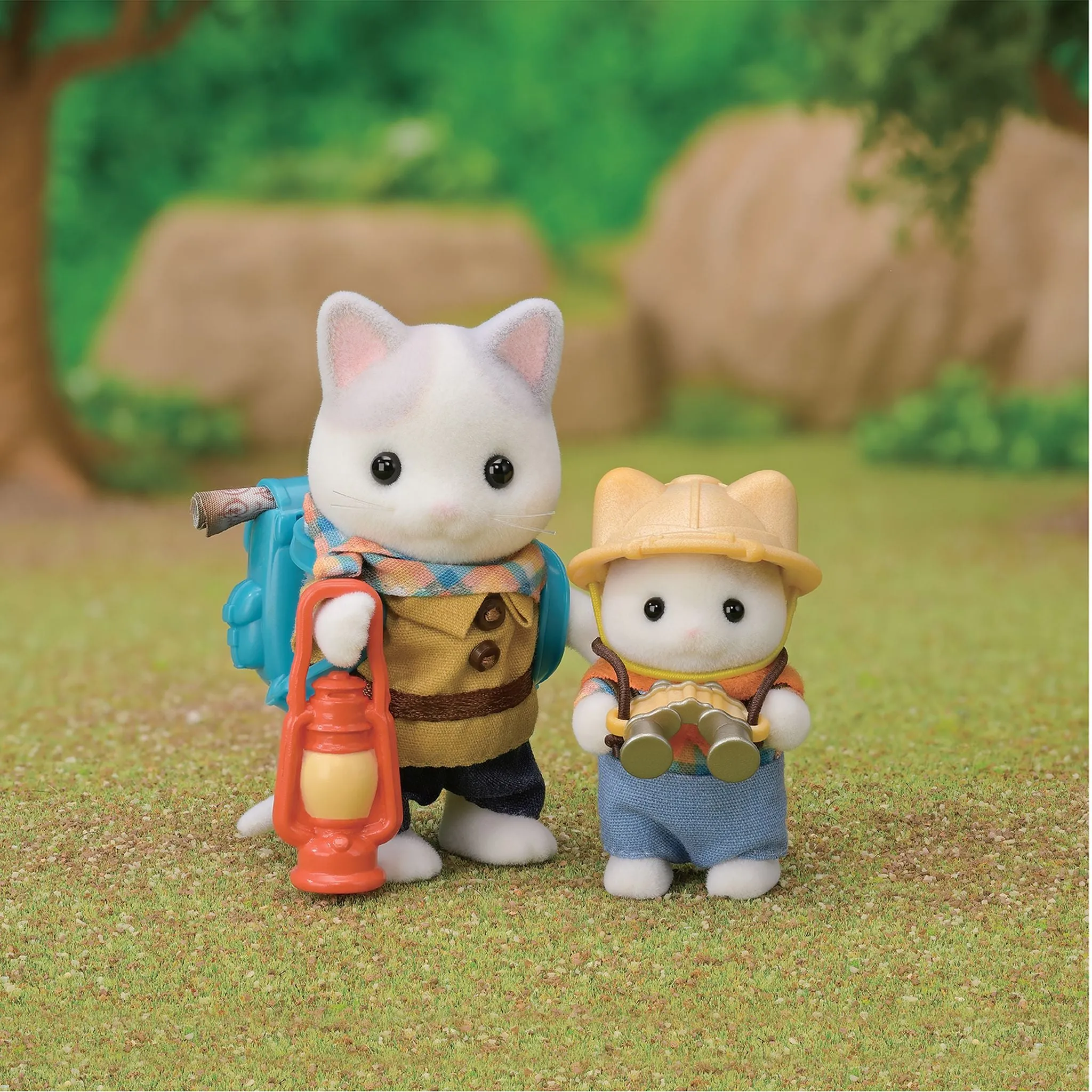 Sylvanian Families Exciting Exploration Set Latte Cat Brother & Baby