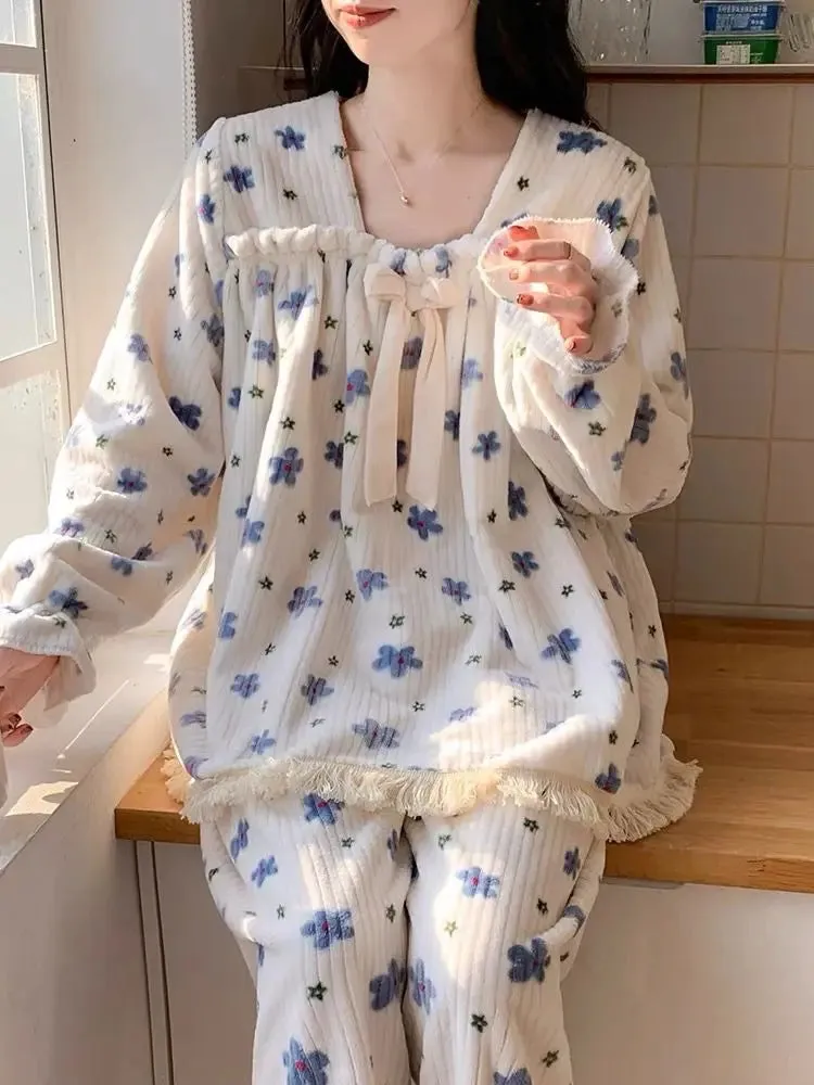 TAVIMART  -  Autumn Winter Women's Casual Blue Flowering Lovely Sweet Girl Warm Soft Sleepwear Loose Pajamas With Pants Flannel Pullover