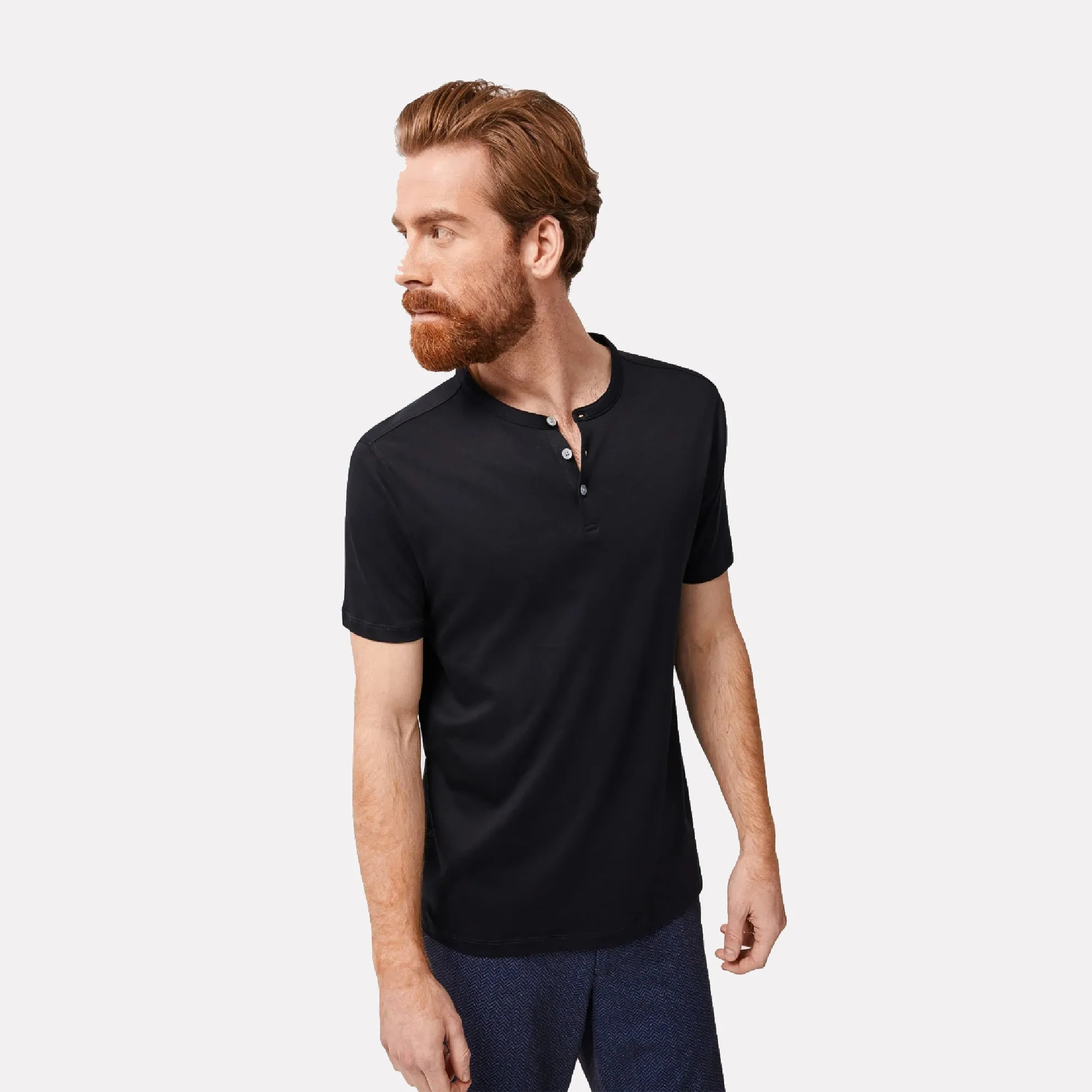 The Barakett Henley / Black