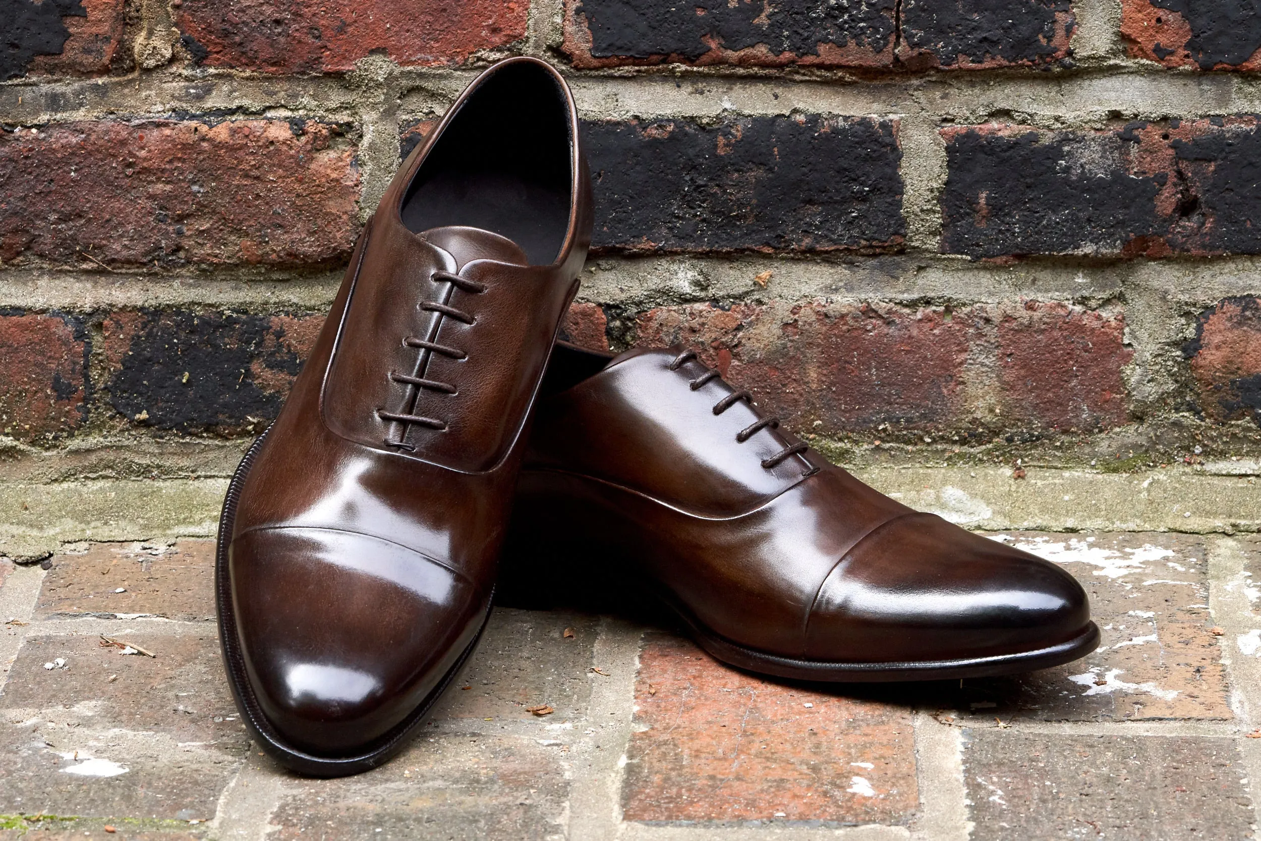 The Cagney Cap-Toe Oxford - Chocolate