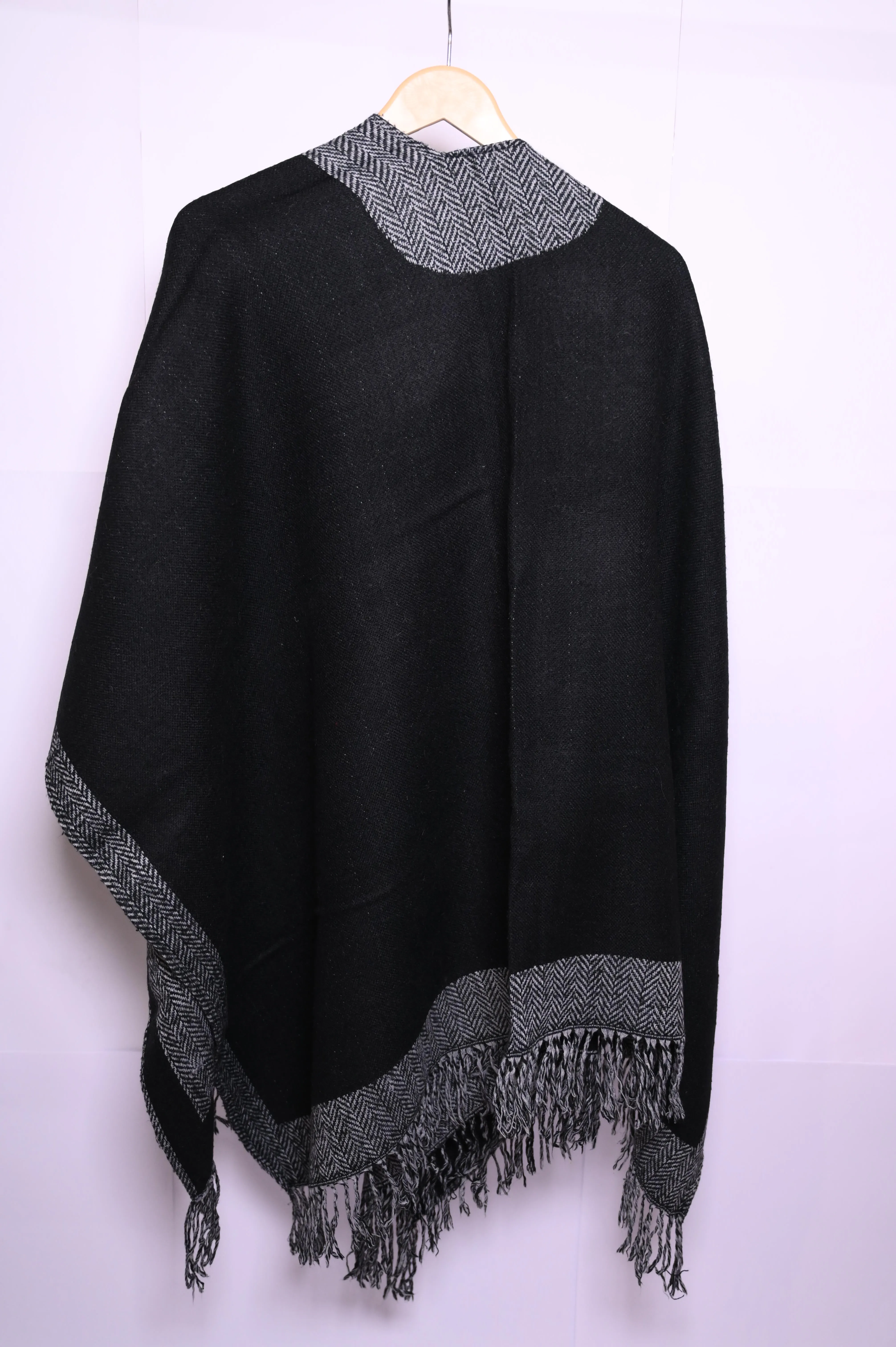 Thriftyfy Grey & Black Two-Toned Winter Cape