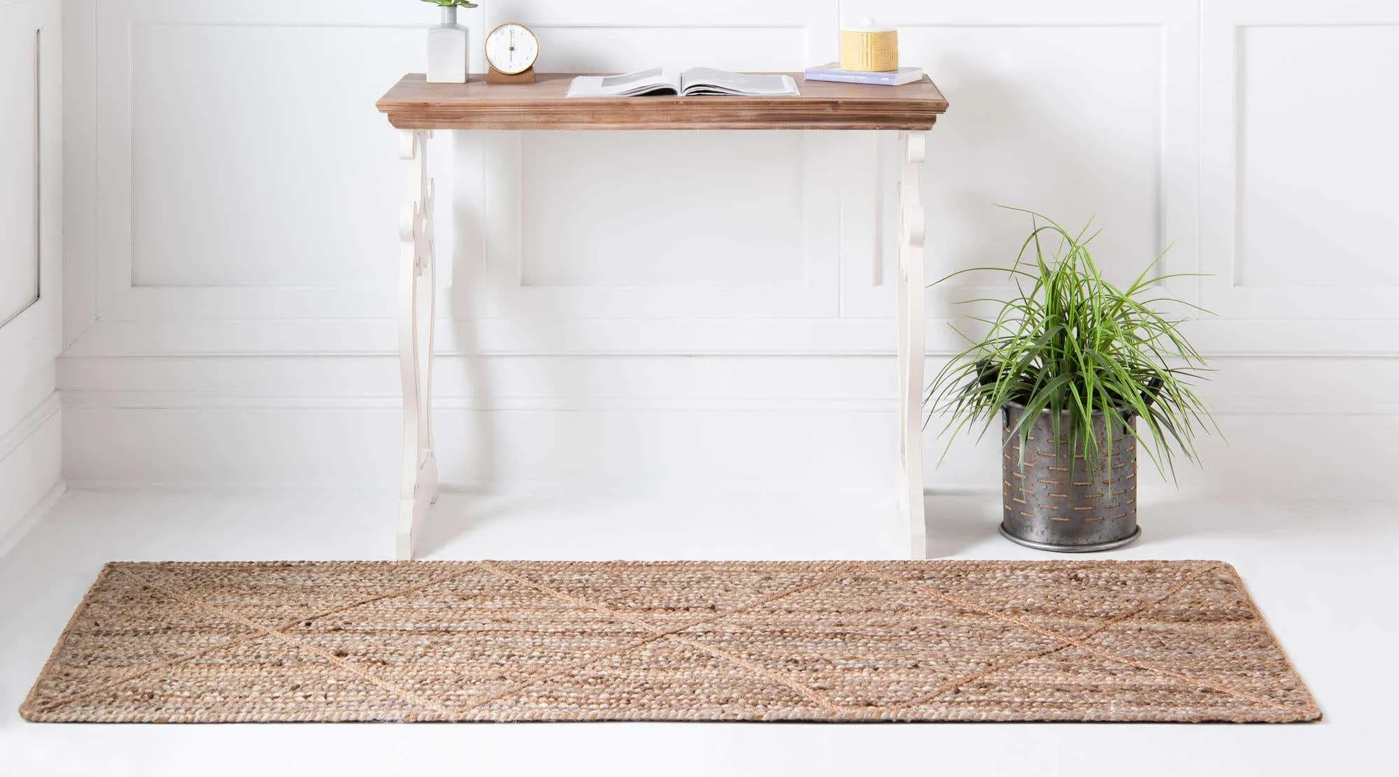 Trellis Braided Jute Rug