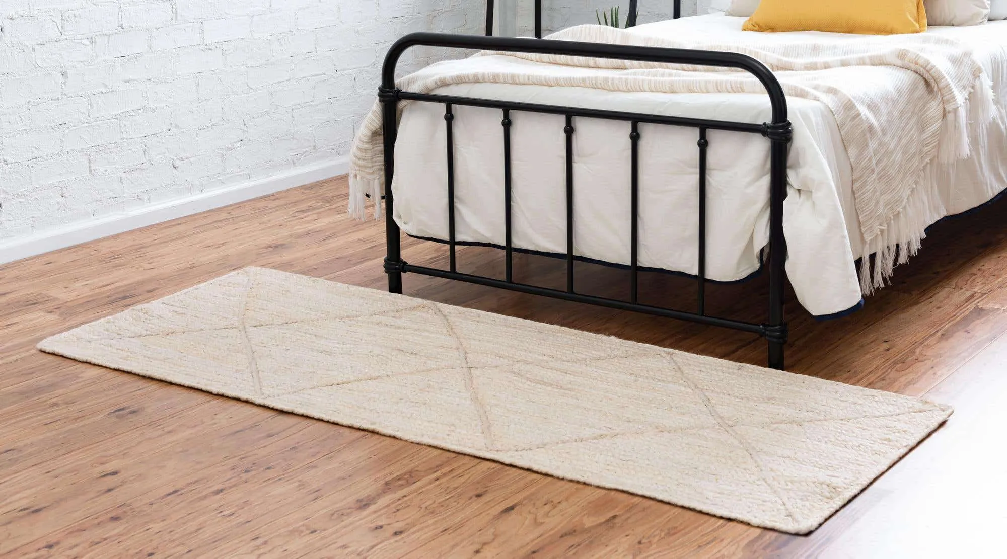 Trellis Braided Jute Rug