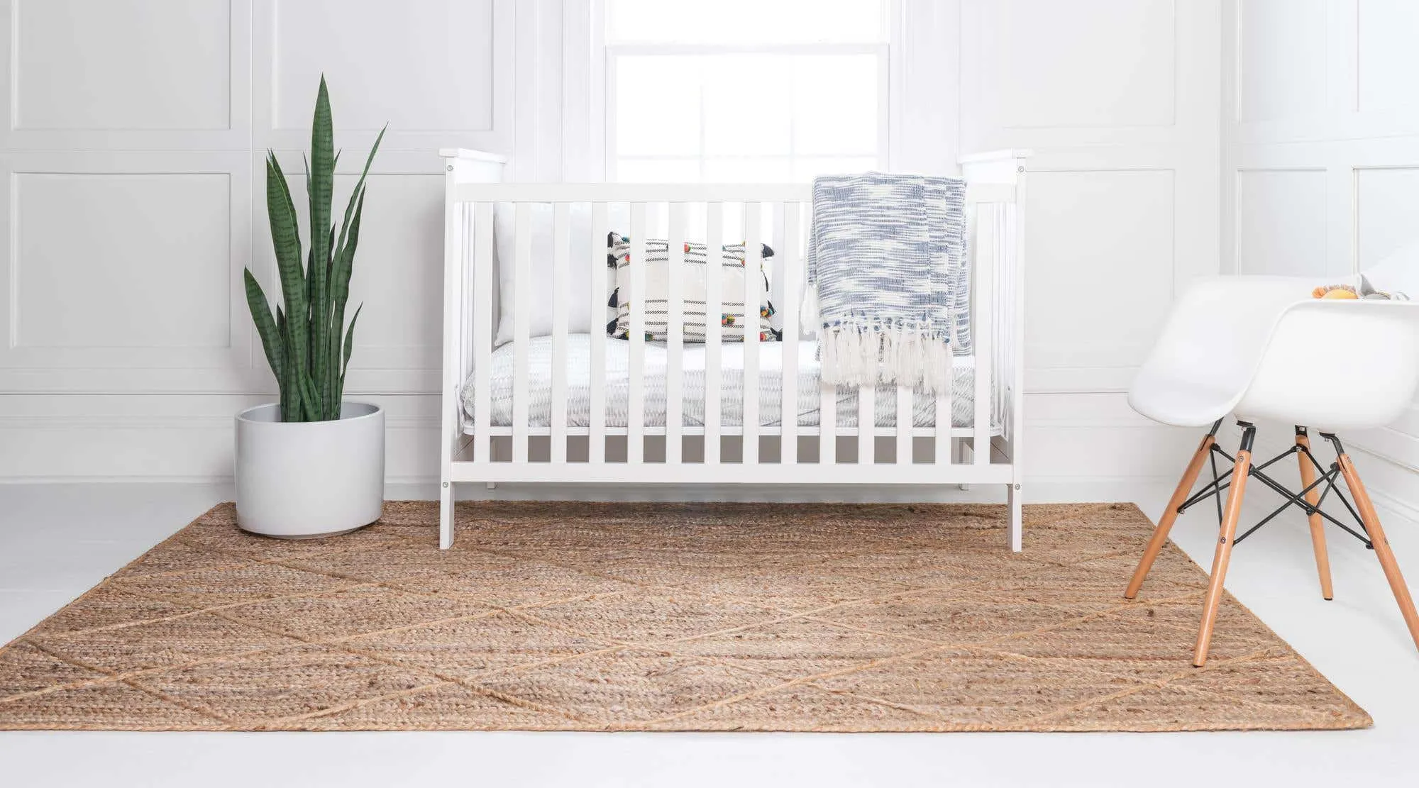 Trellis Braided Jute Rug