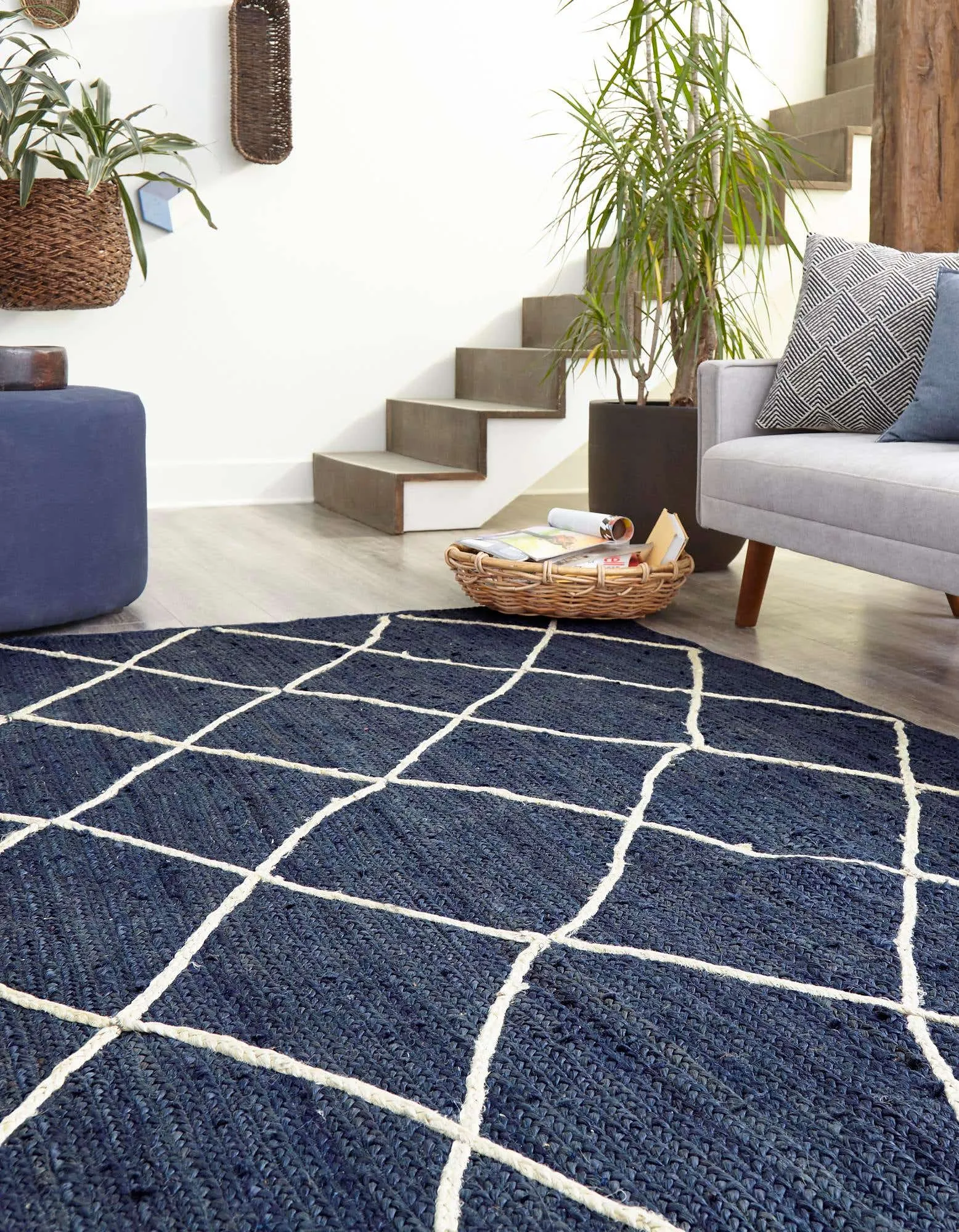 Trellis Braided Jute Rug