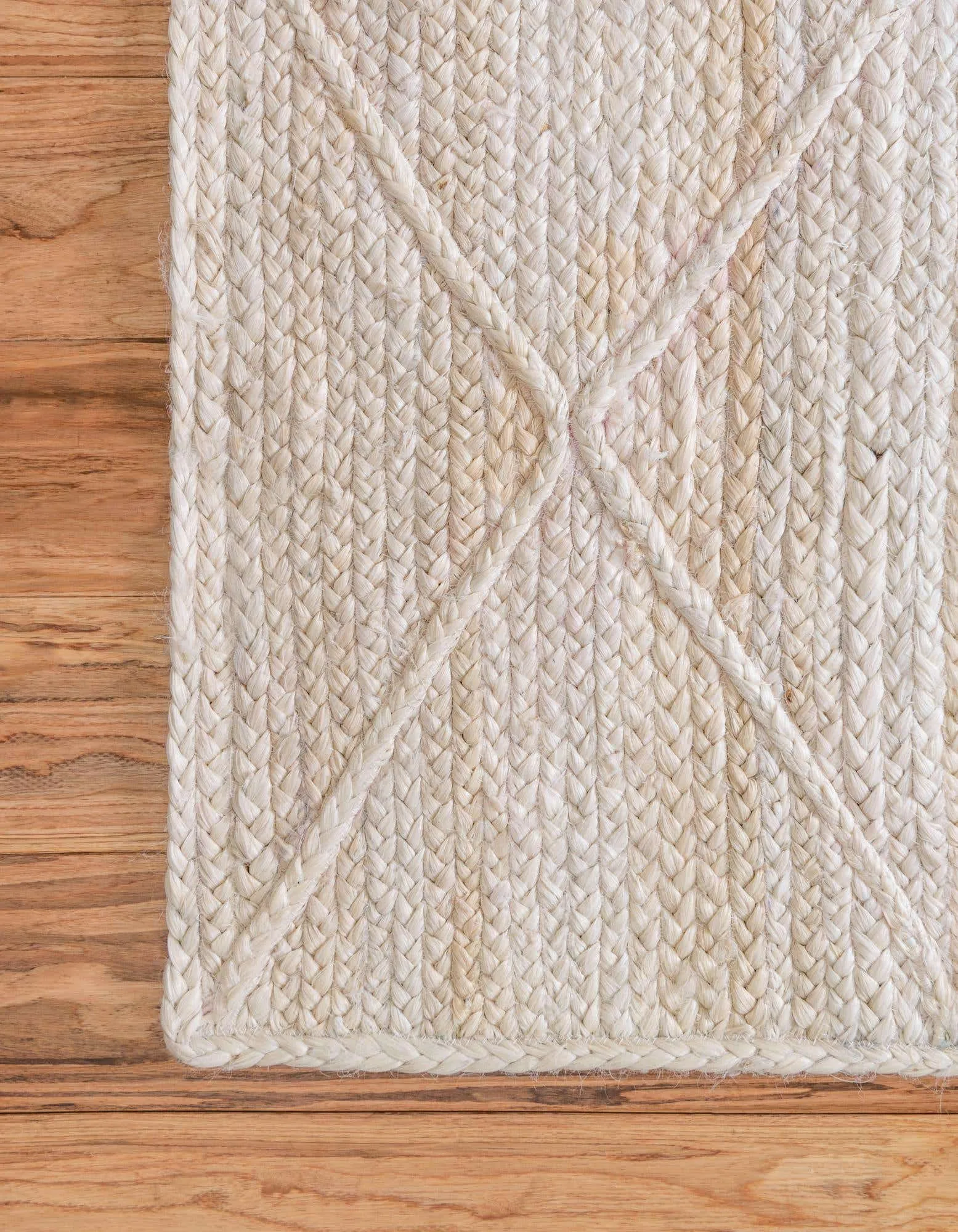 Trellis Braided Jute Rug