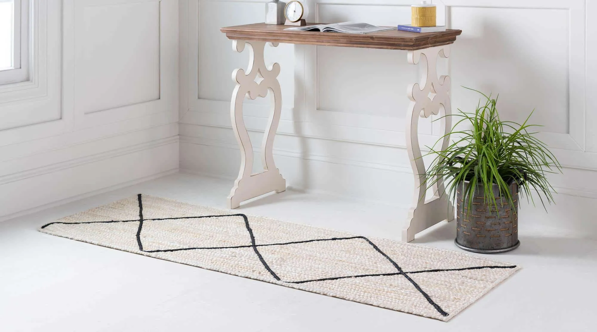 Trellis Braided Jute Rug