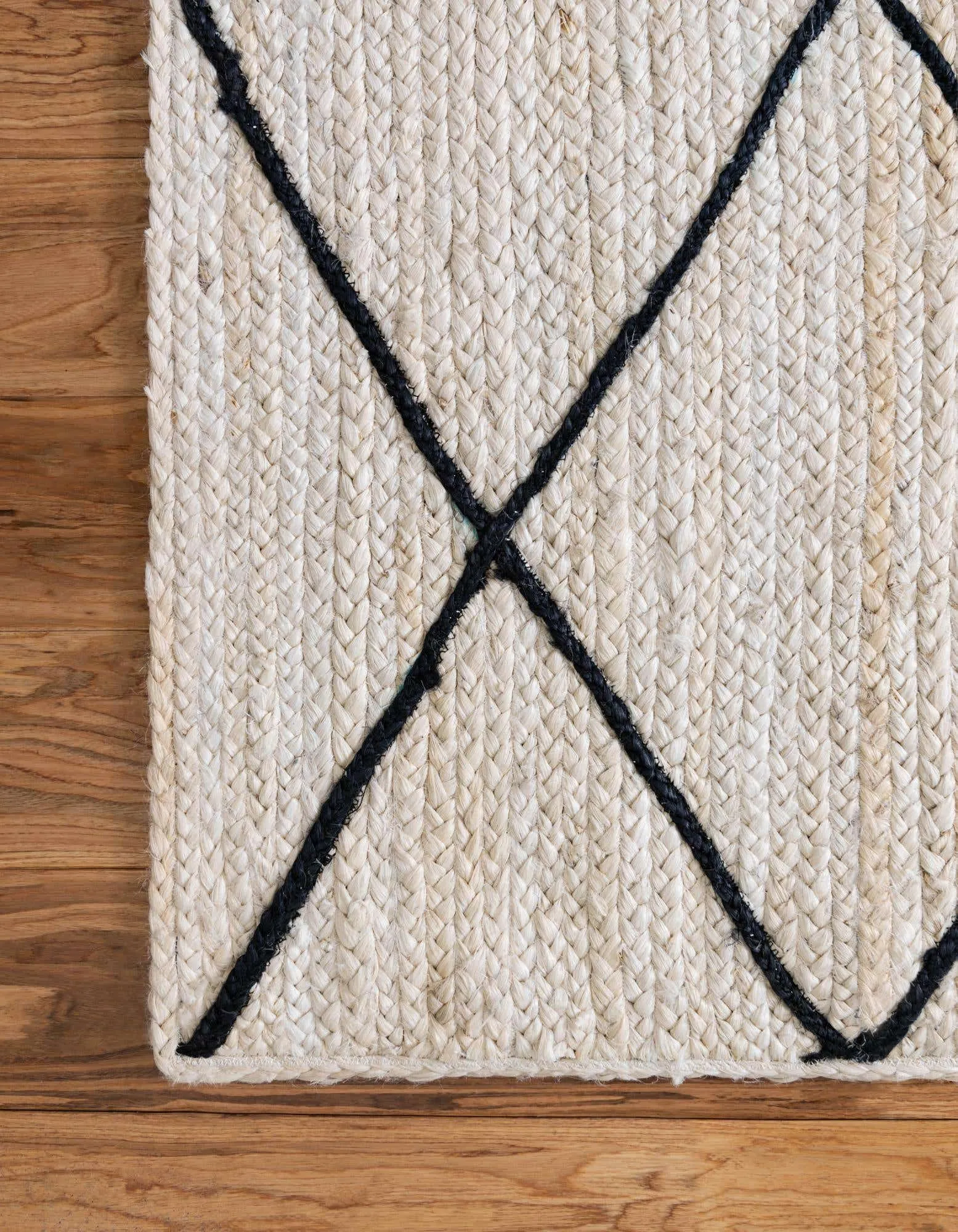 Trellis Braided Jute Rug