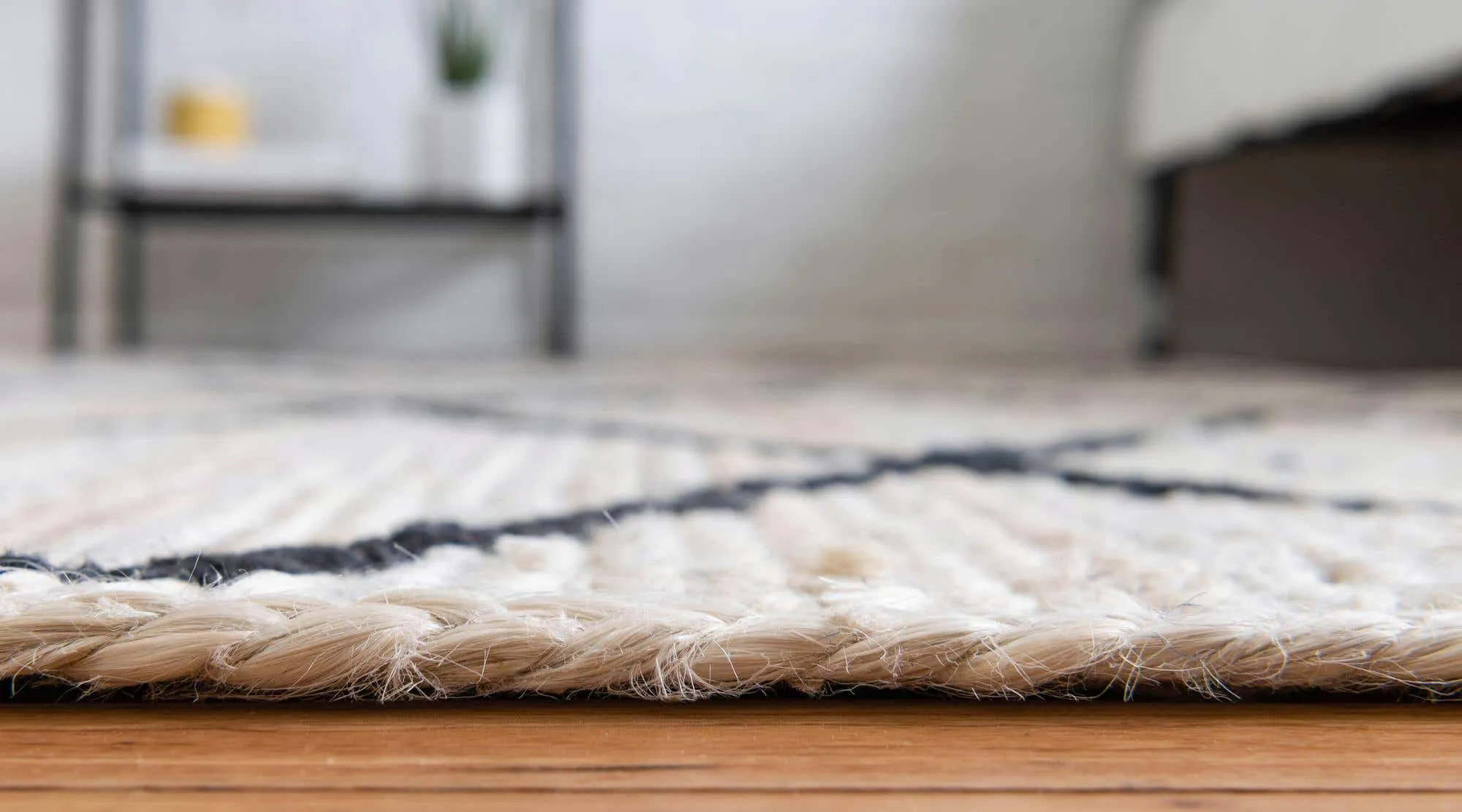 Trellis Braided Jute Rug