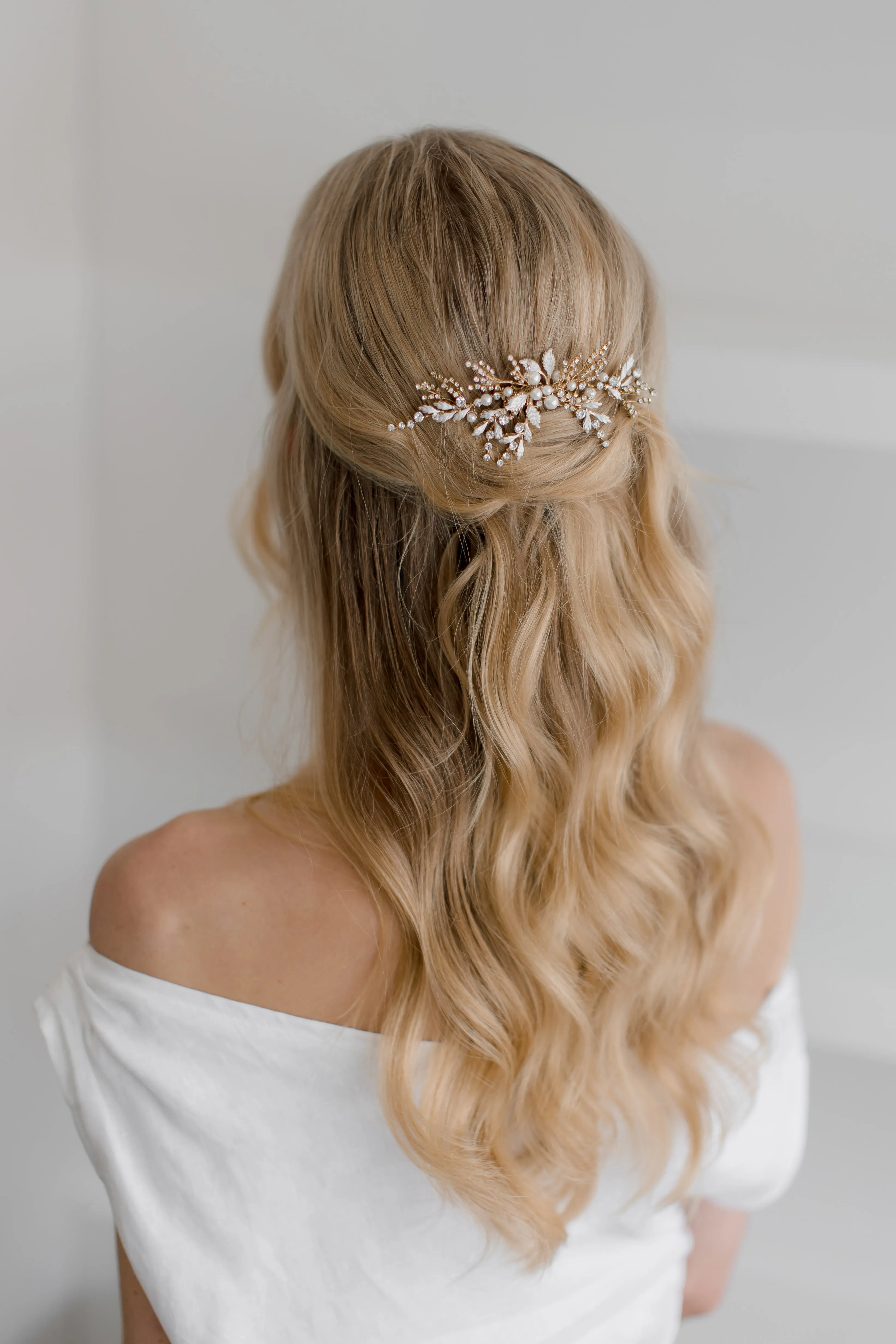 Valarie - Vine Crystal Pearl Bridal Comb