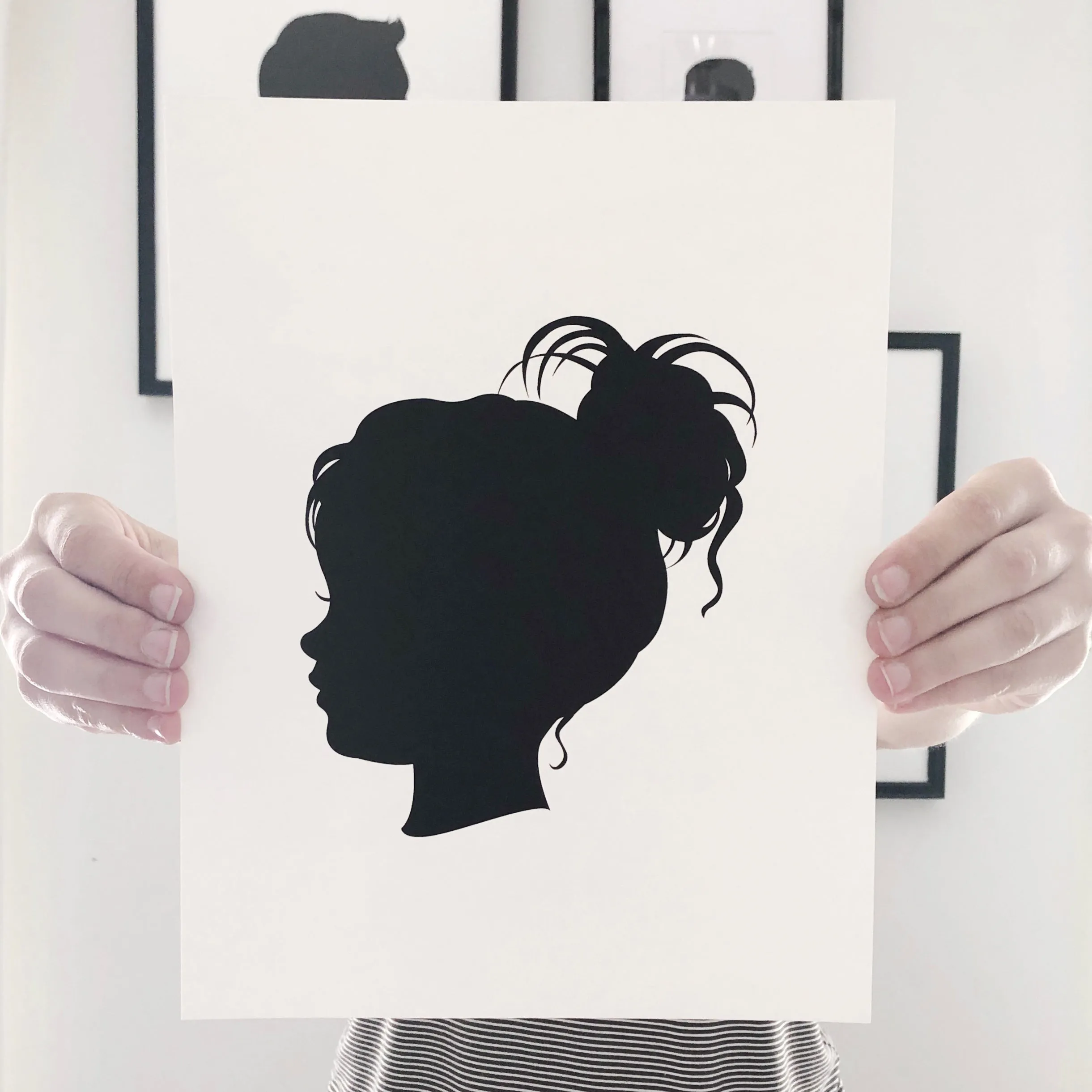 Vana Chupp Studio | Classic Silhouette Portrait - Single