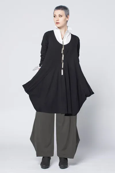 Vernazza Dress in Black Tokyo