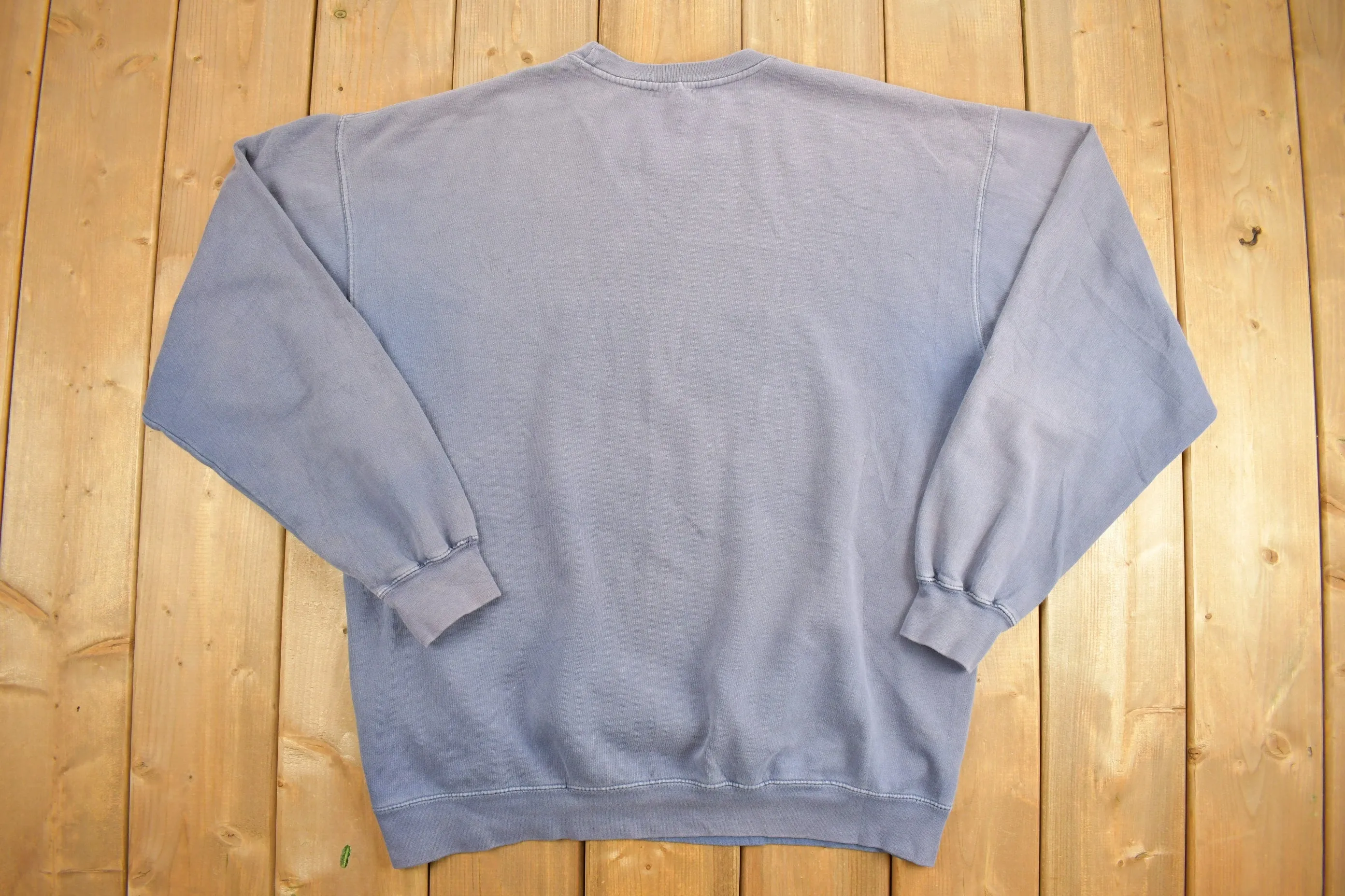 Vintage 1990s Moby Dicks Cape Cod Crewneck Sweatshirt