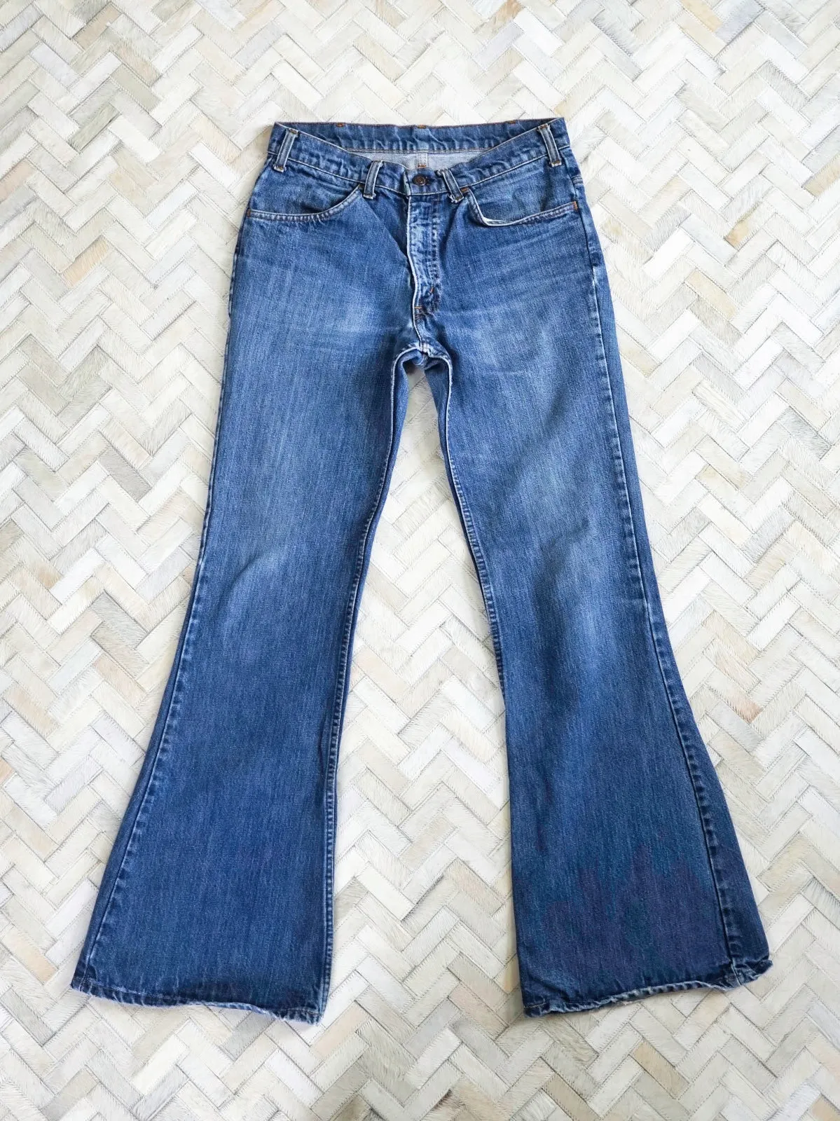 Vintage 70's Levi's 684 Elephant Bellbottom Orange Tab Jeans - 30" Waist