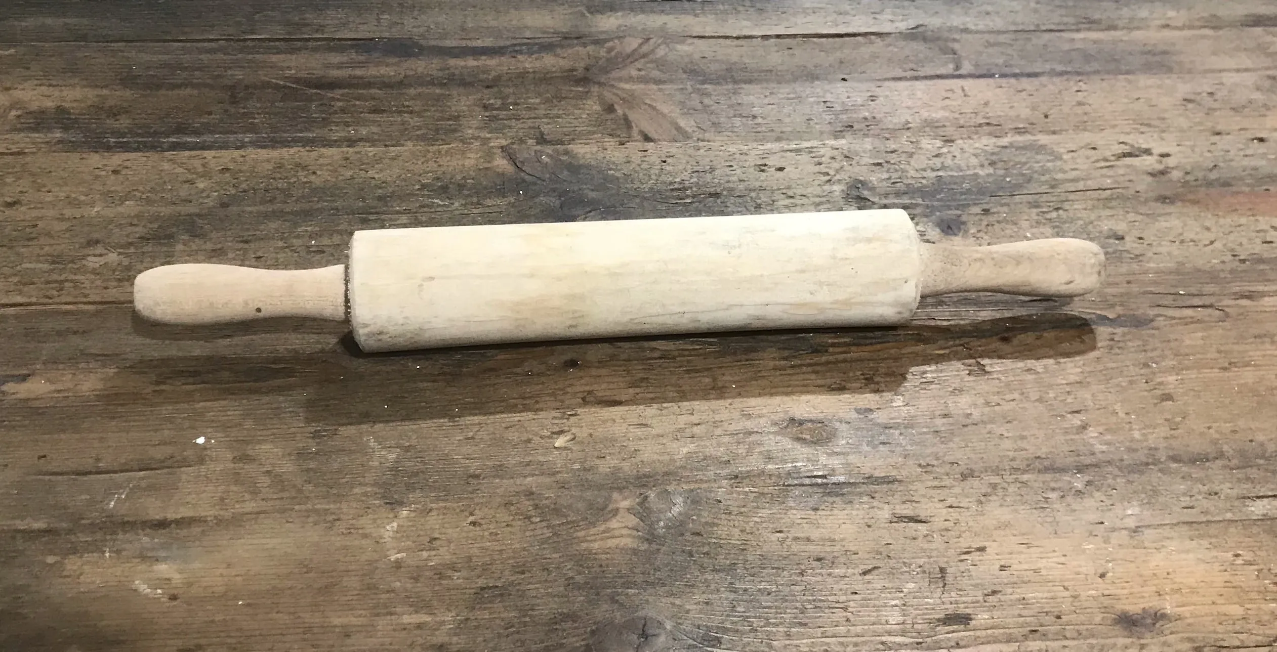 Vintage European  Wooden Rolling Pin #3598 F