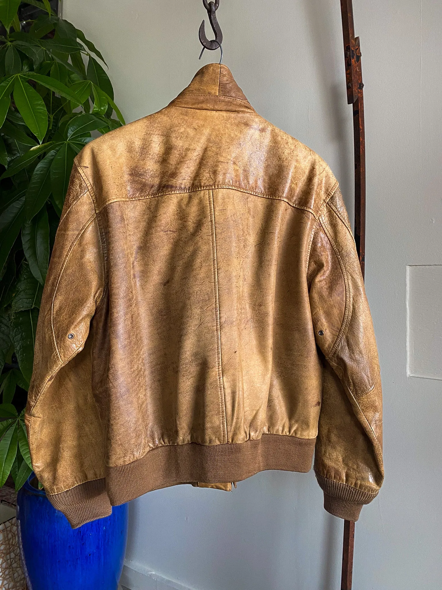 Vintage Leather Bomber—[M]