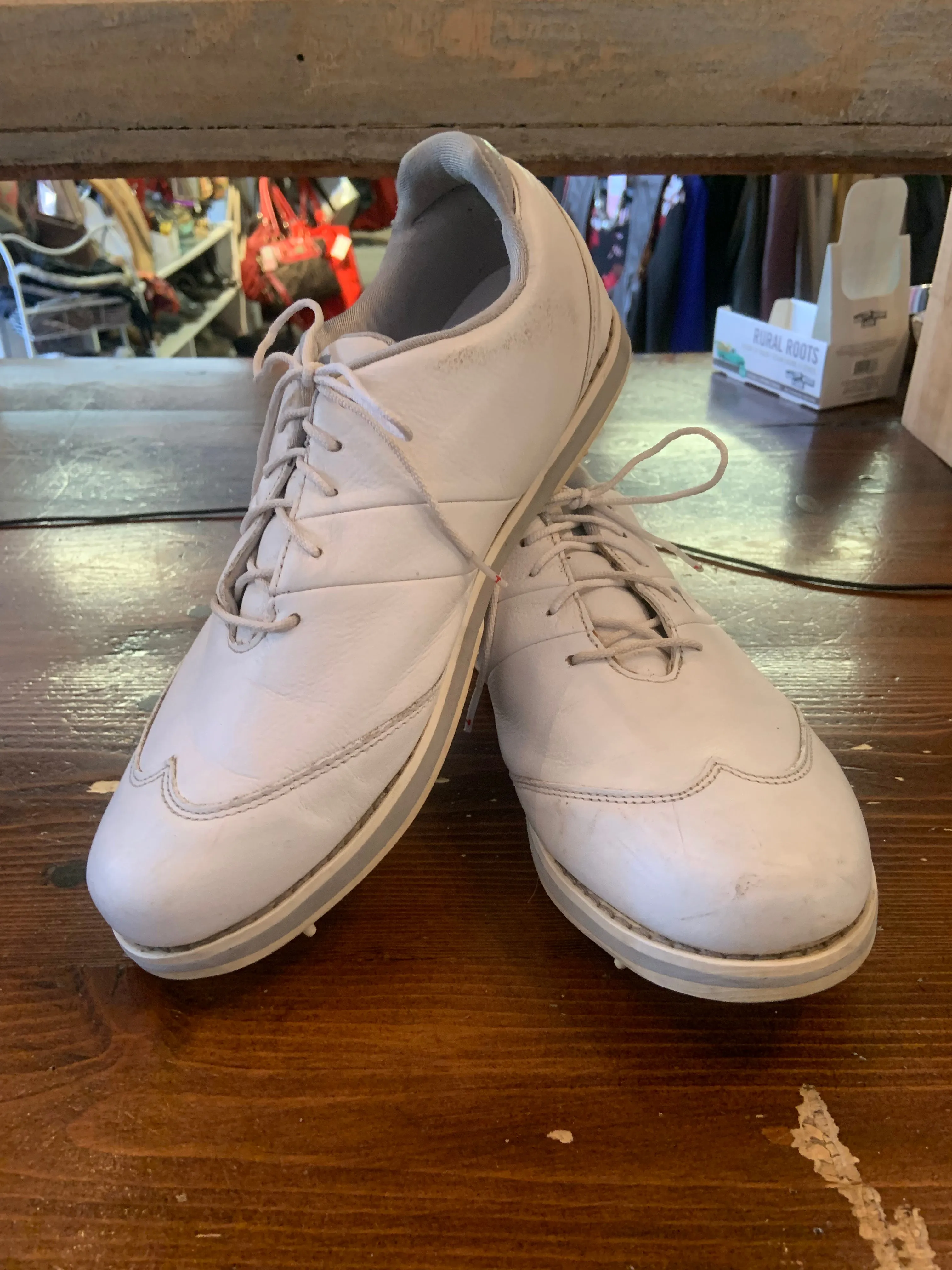 White Oxford Golf Shoes (Size 9.5)