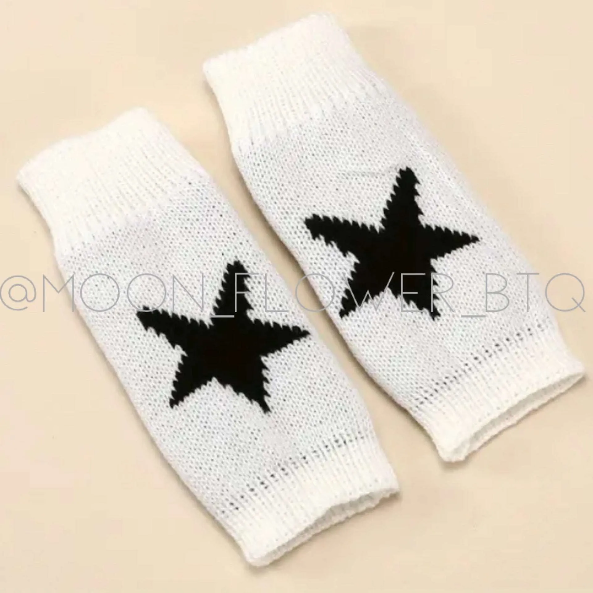 White Star Knit Fingerless Winter Gloves