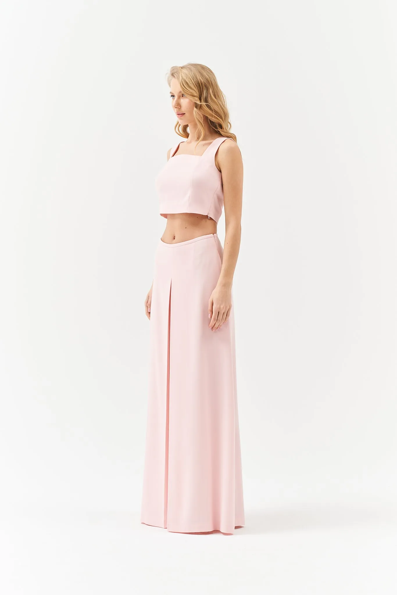 WIDE TROUSERS IN PEACH