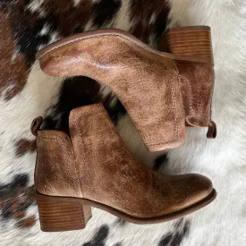 Win Doe Tan Booties