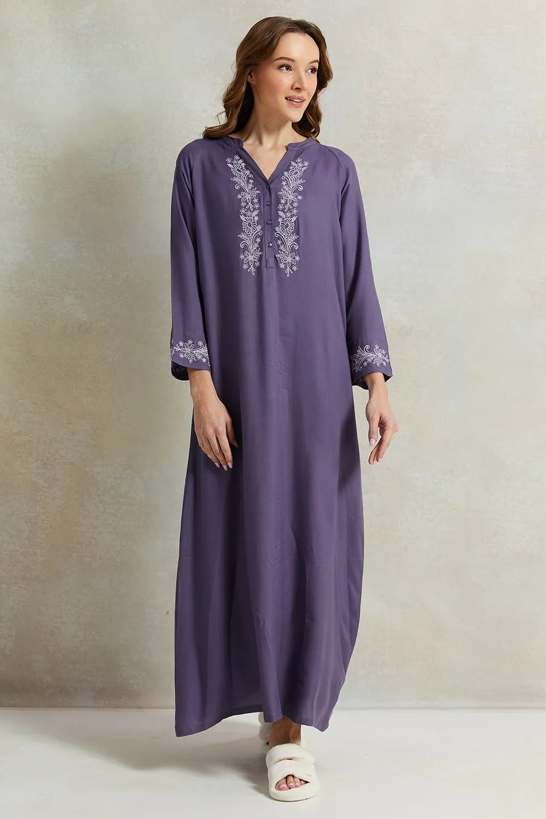 Women Purple Placket Embroidery Nightgown