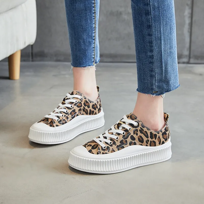 Women's Canvas Shoes  Summer New Biscuit Shoes Women Leopard Print Women's Sneakers Casual Platform Student Shoes Women