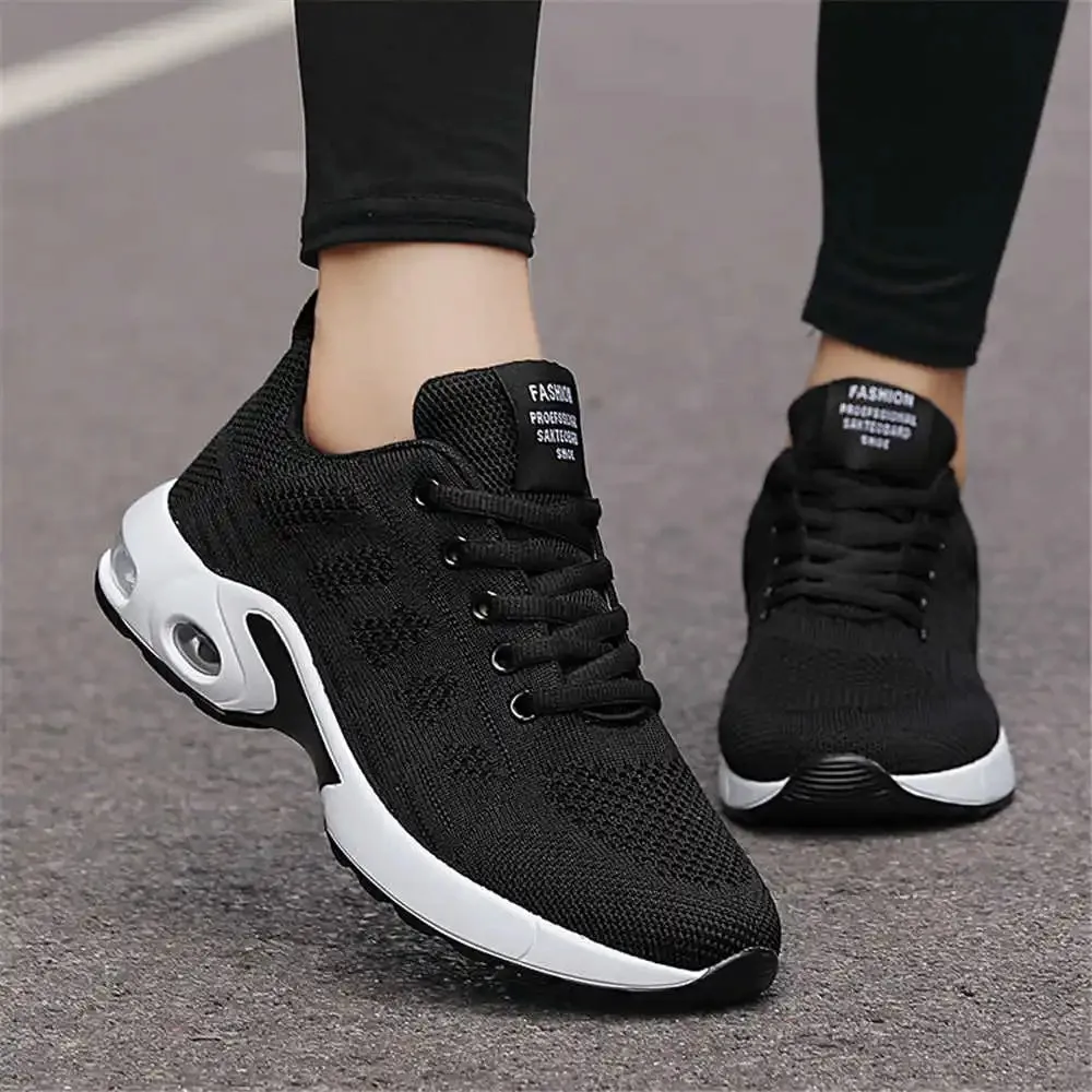 Women's Running Shoes