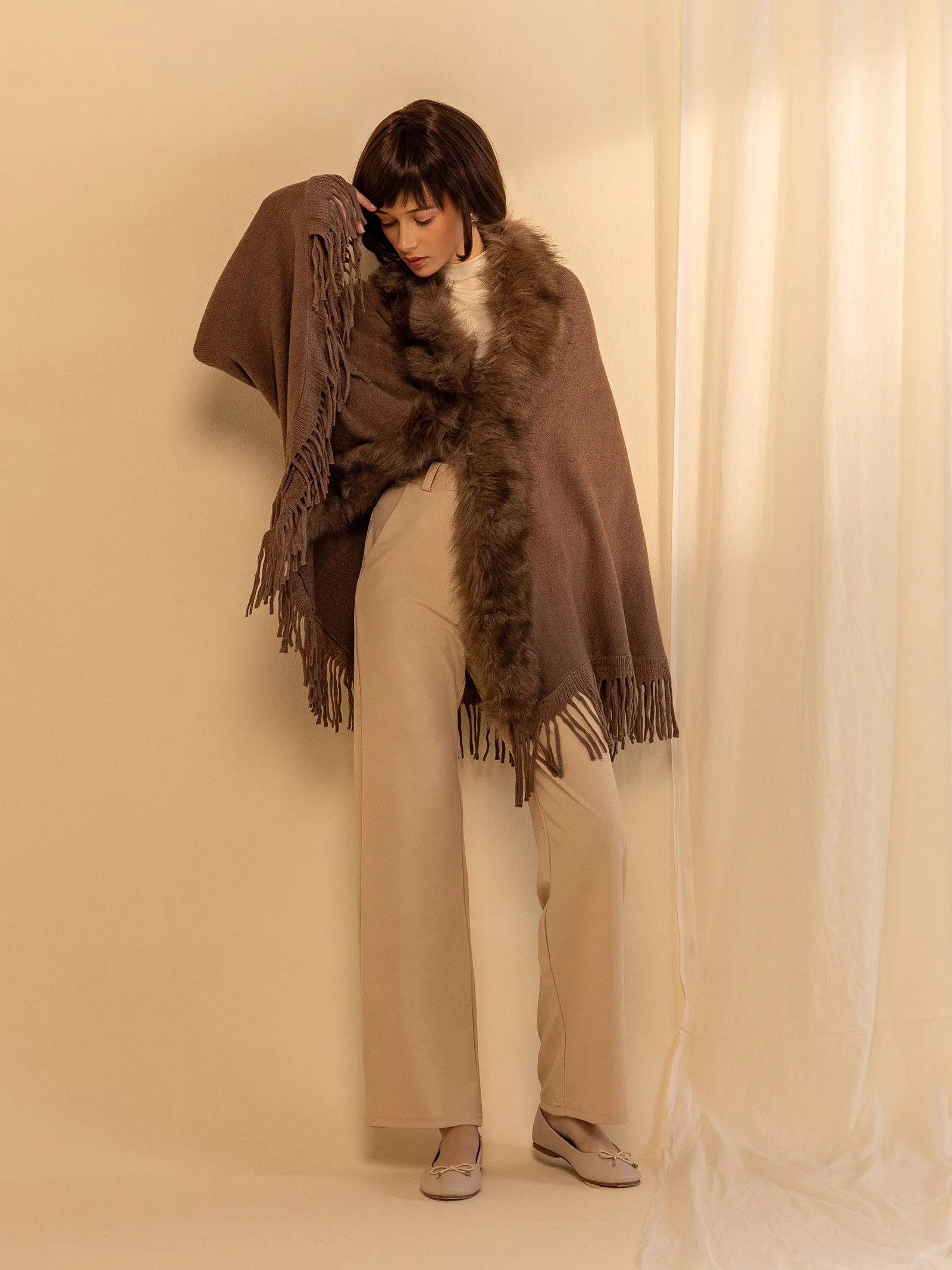 Woolen Fur Cape - Bournvita