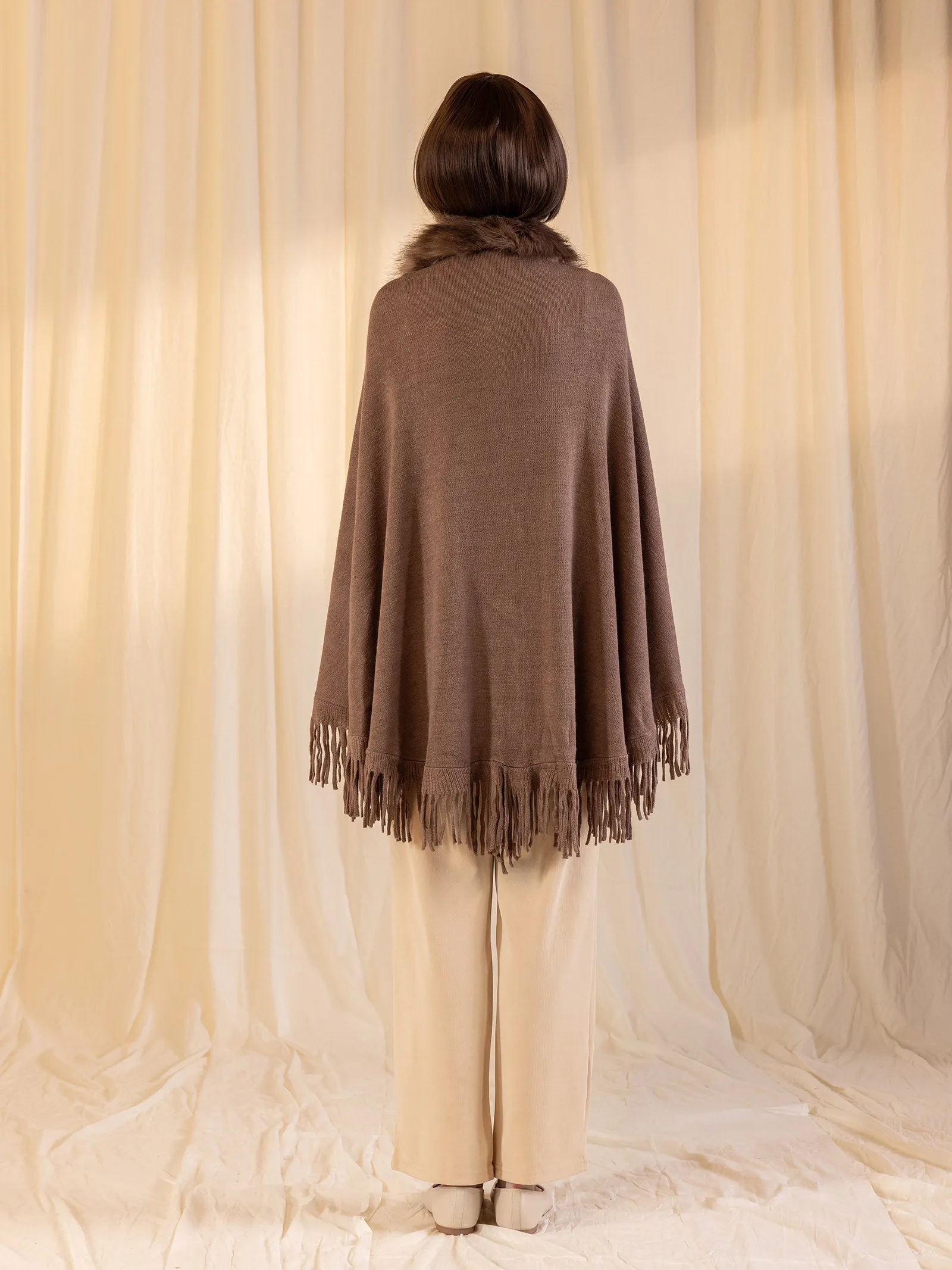 Woolen Fur Cape - Bournvita