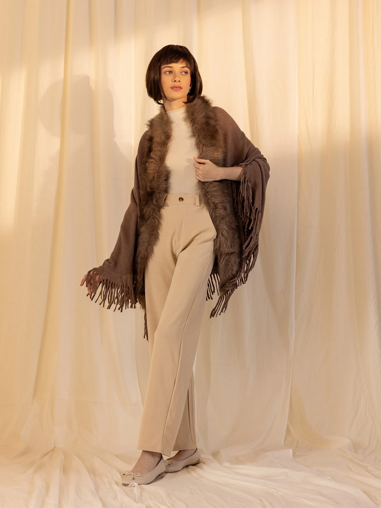 Woolen Fur Cape - Bournvita