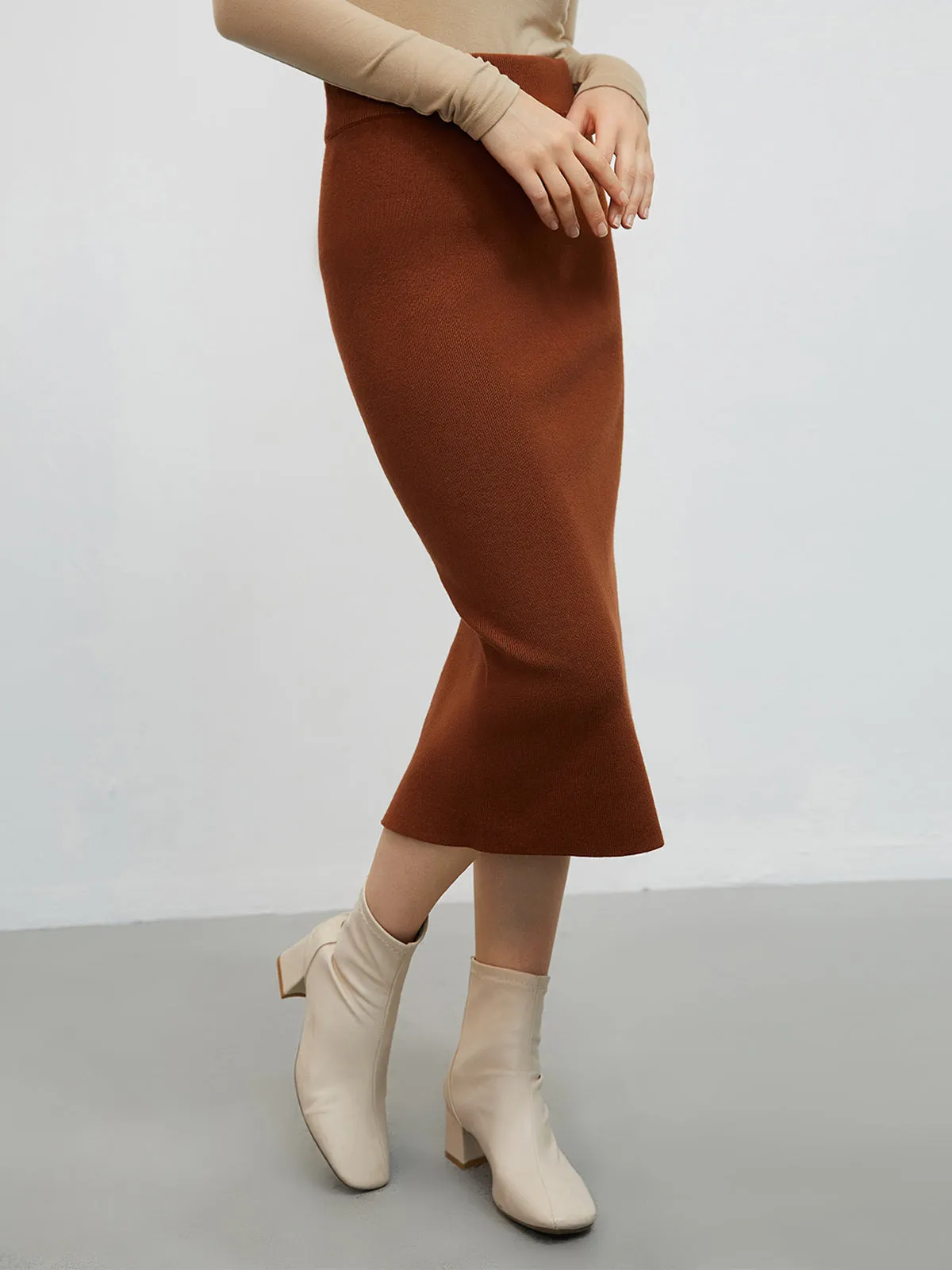 Woolen Slit Knit Midi Skirt