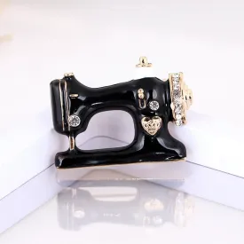 XSB066 - Sewing Machine Brooch