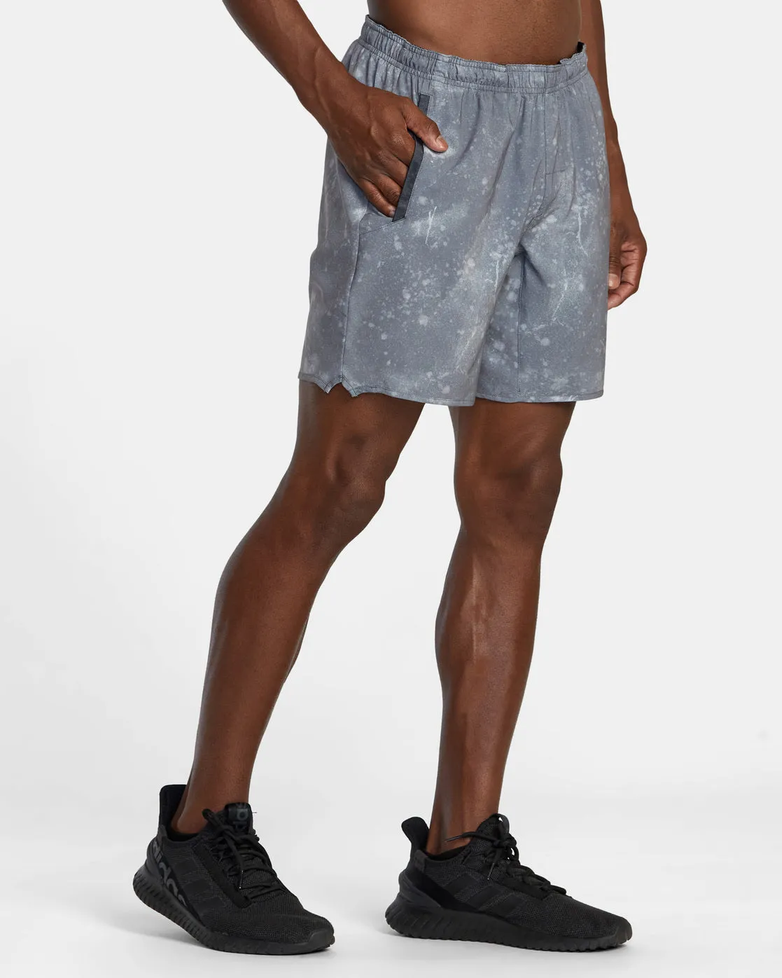 Yogger Stretch 17" Athletic Shorts - Smoke Bleach