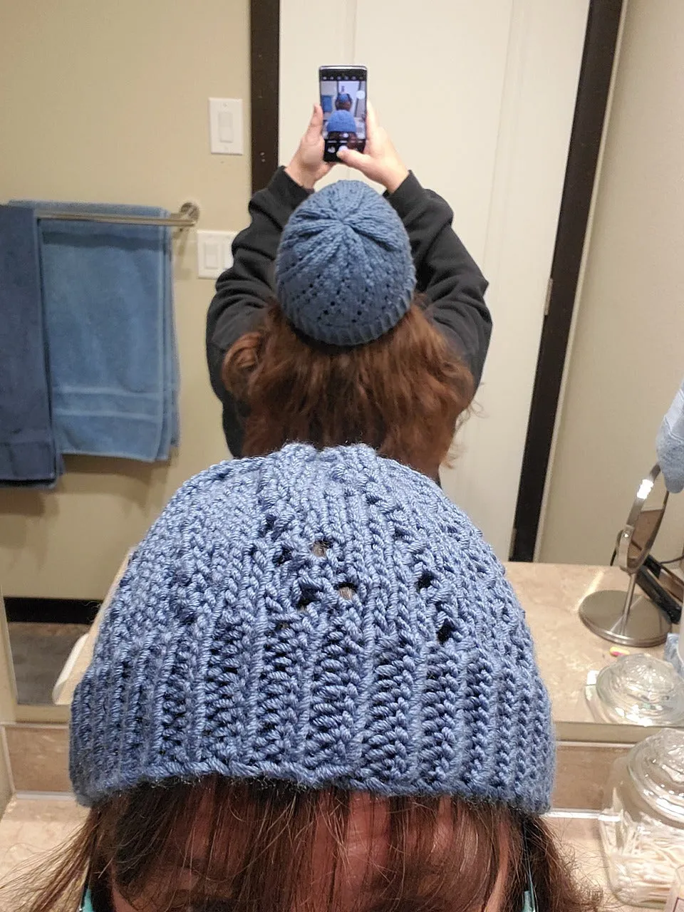 Zigzag lace beanie hat pattern